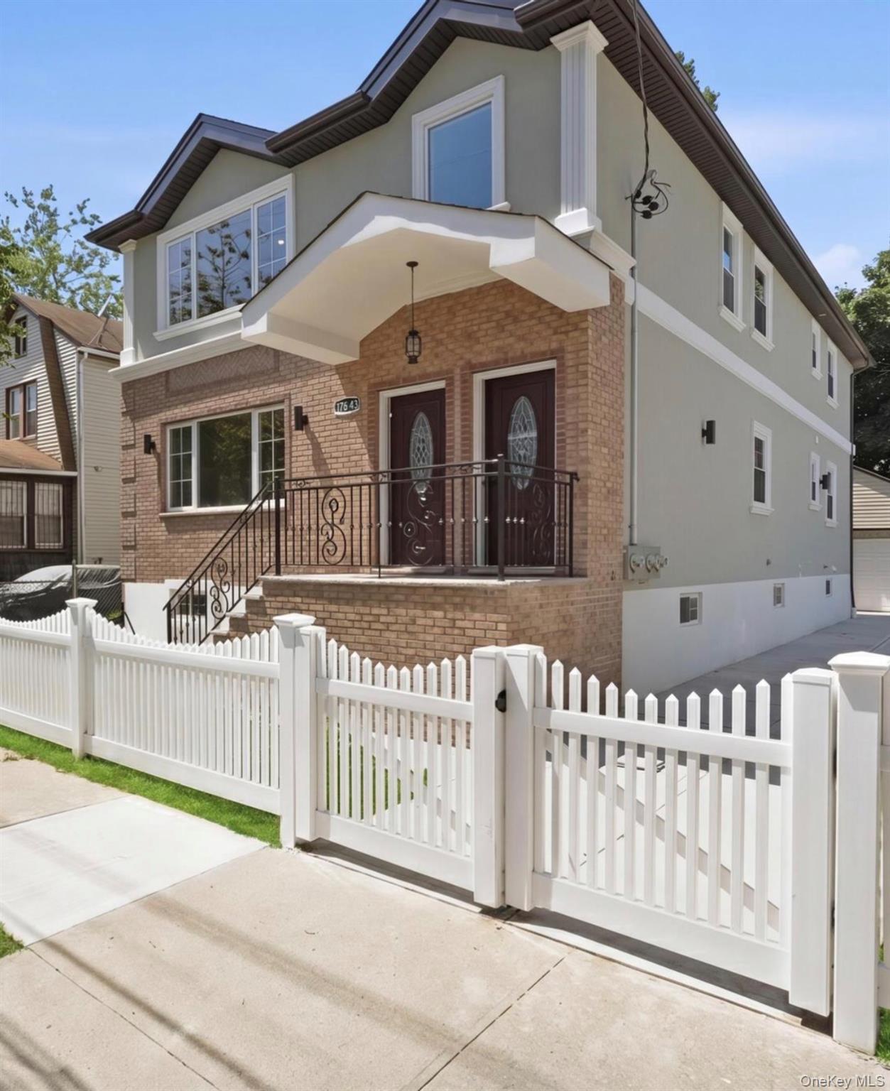 11551 208th Street Property Photo 1