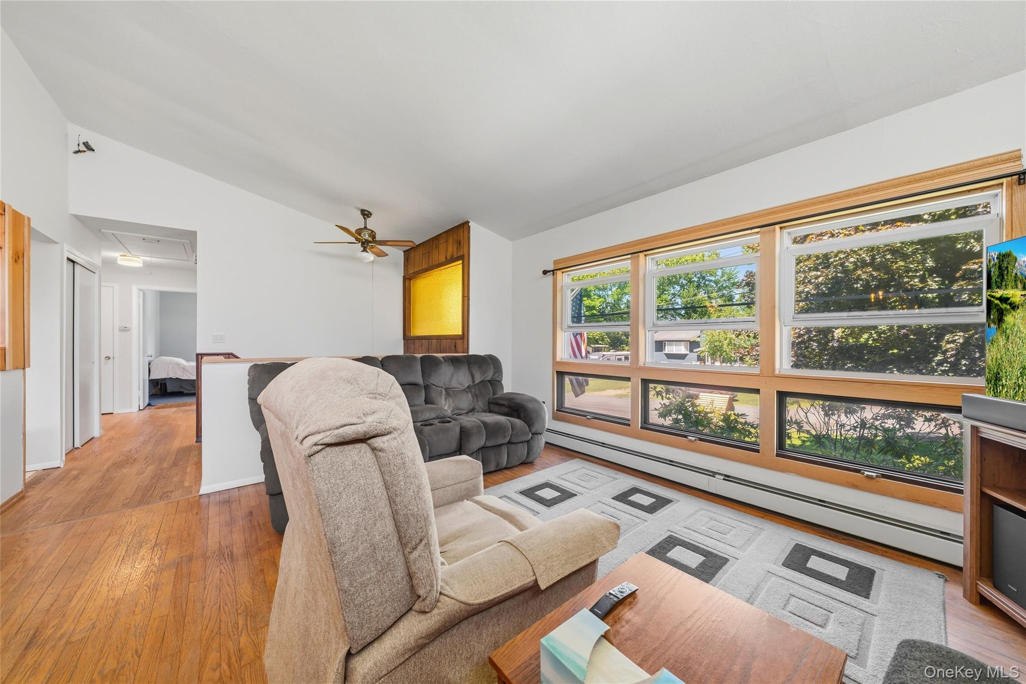 24 Dennis Drive Property Photo 5