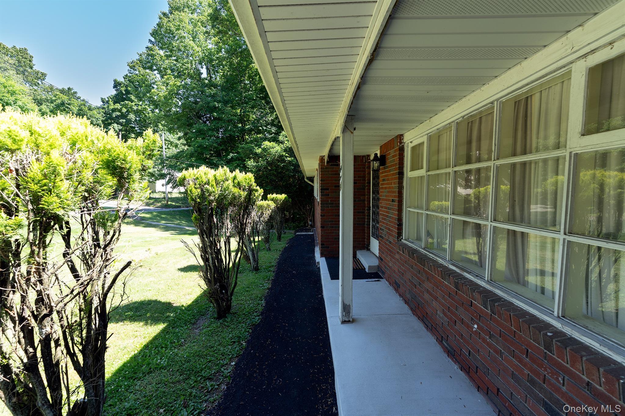 81 Hempstead Road Property Photo 4