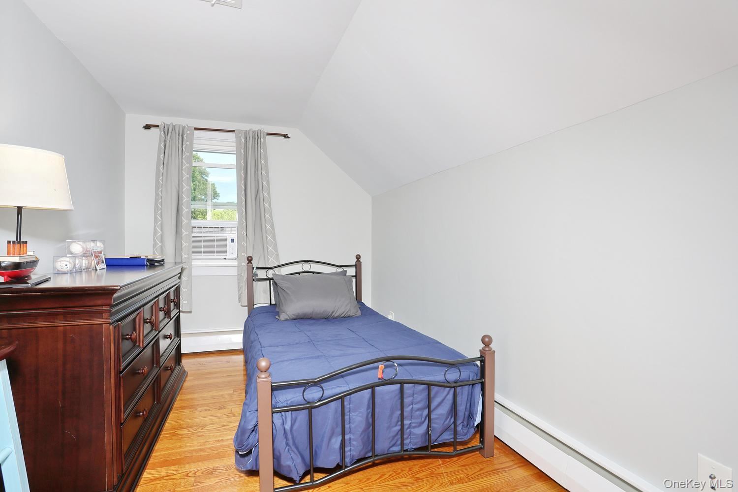 25 Amory Avenue Property Photo 19