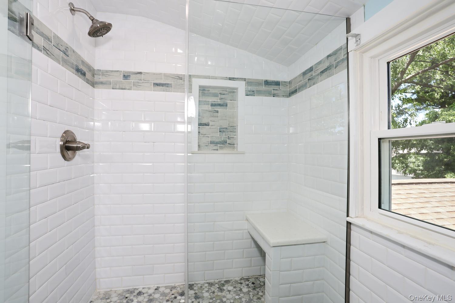 25 Amory Avenue Property Photo 23