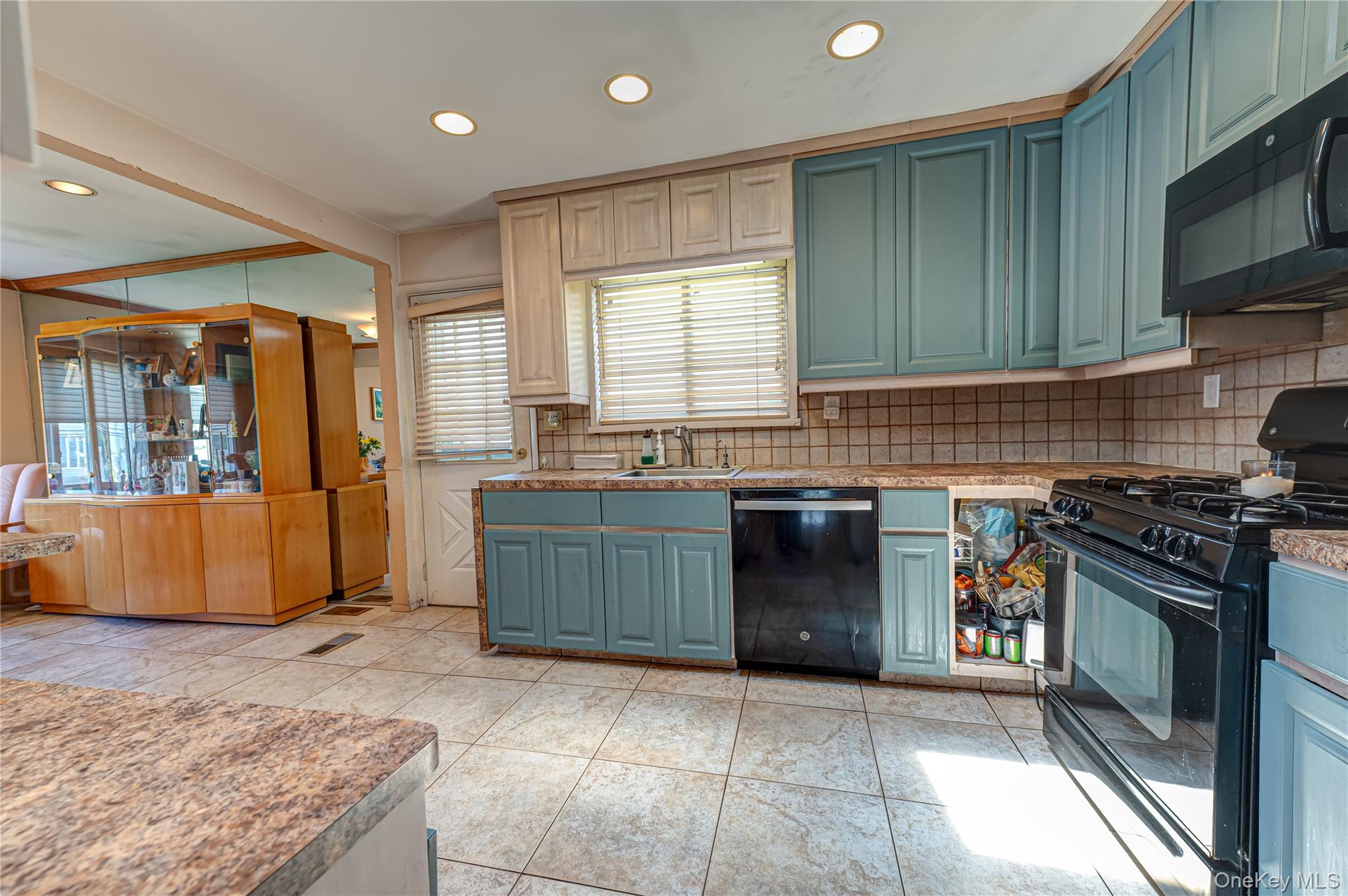36 Elaine Drive Property Photo 17