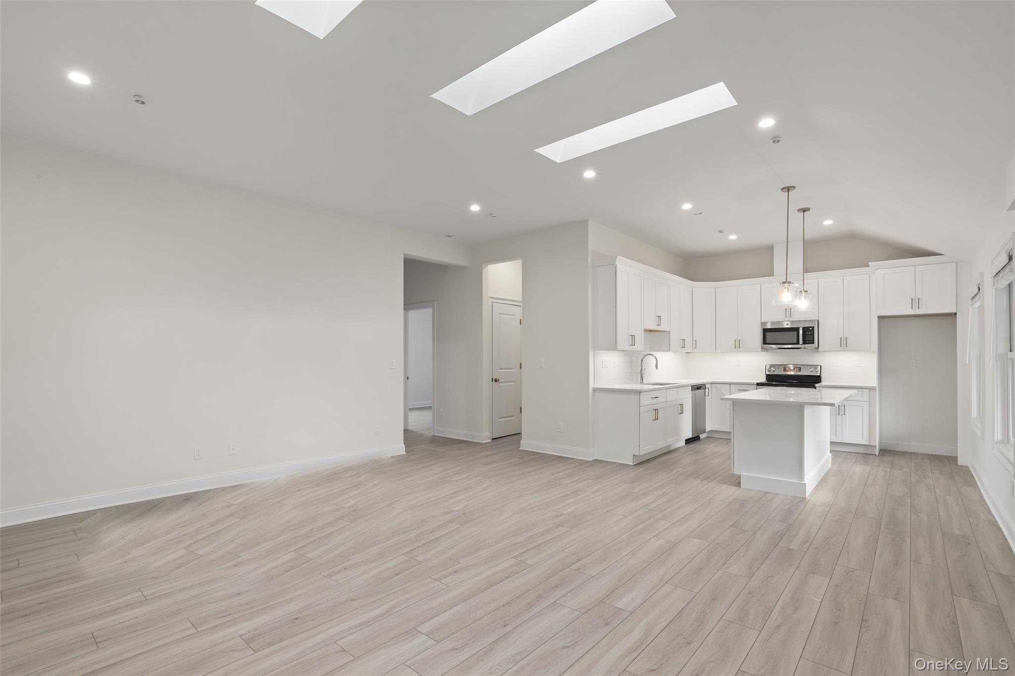 225 Katonah Avenue 2 Property Photo 1