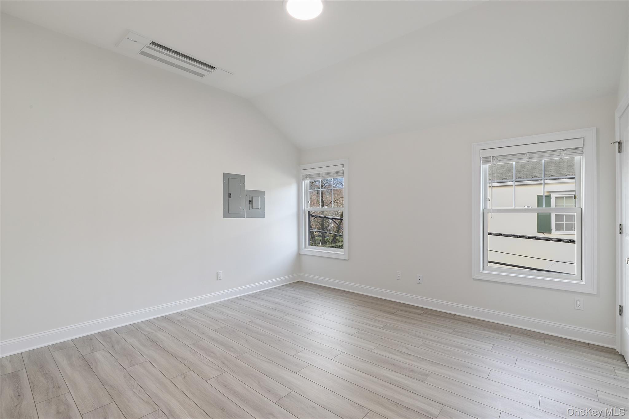 225 Katonah Avenue 2 Property Photo 6