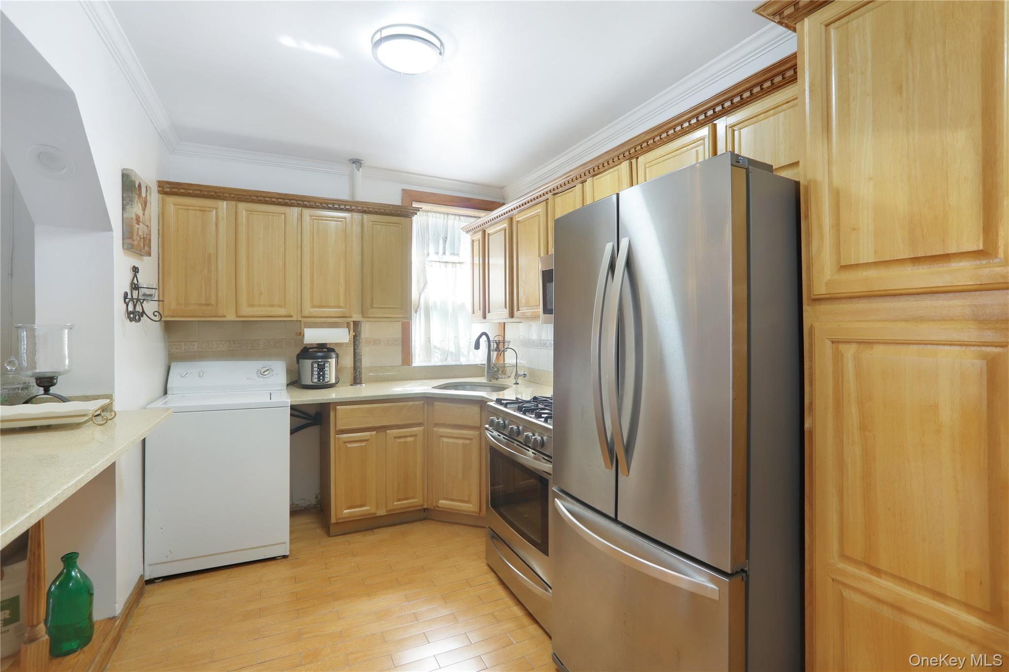 104 Division Avenue 17 Property Photo 4