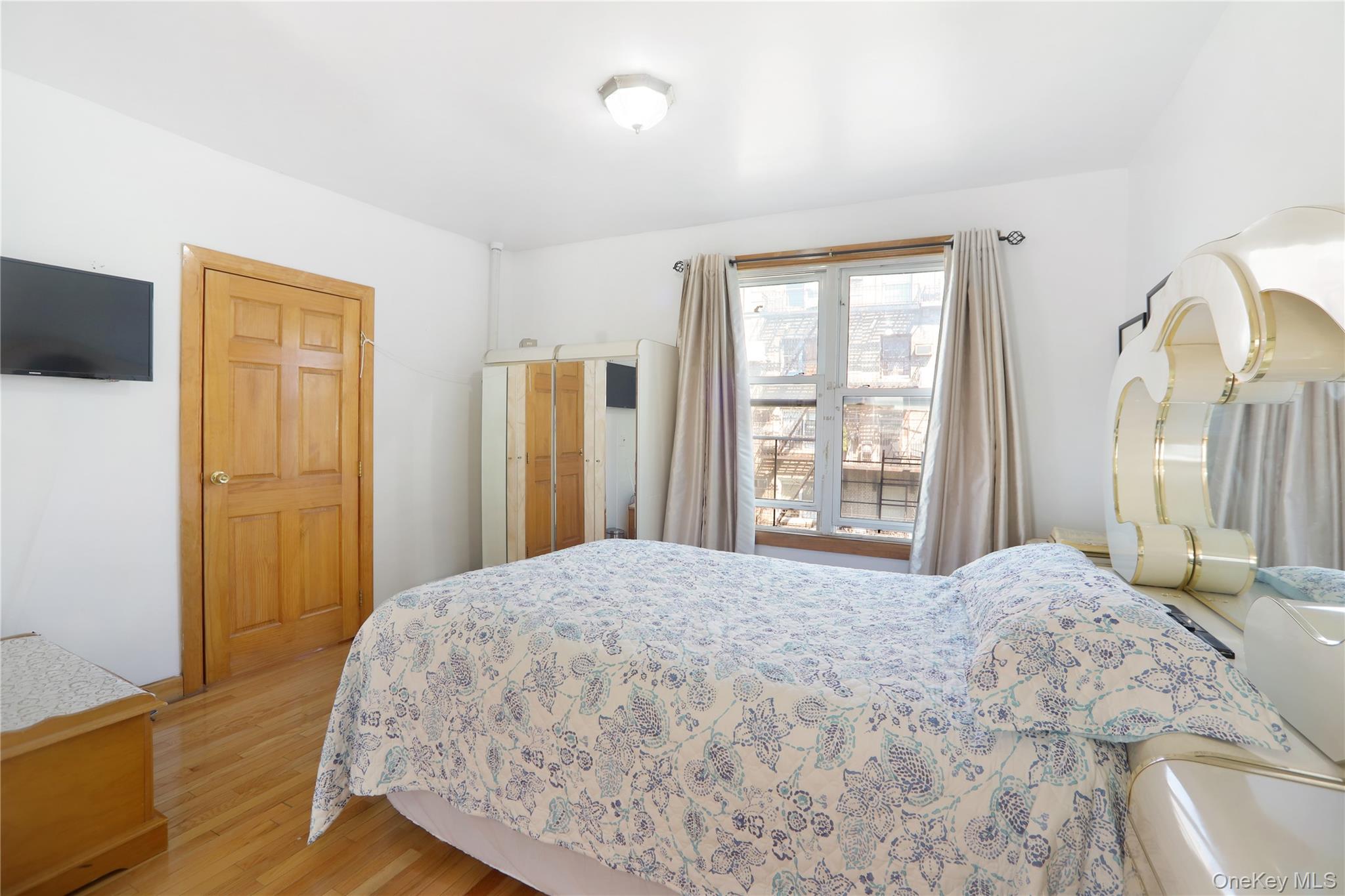 104 Division Avenue 17 Property Photo 7