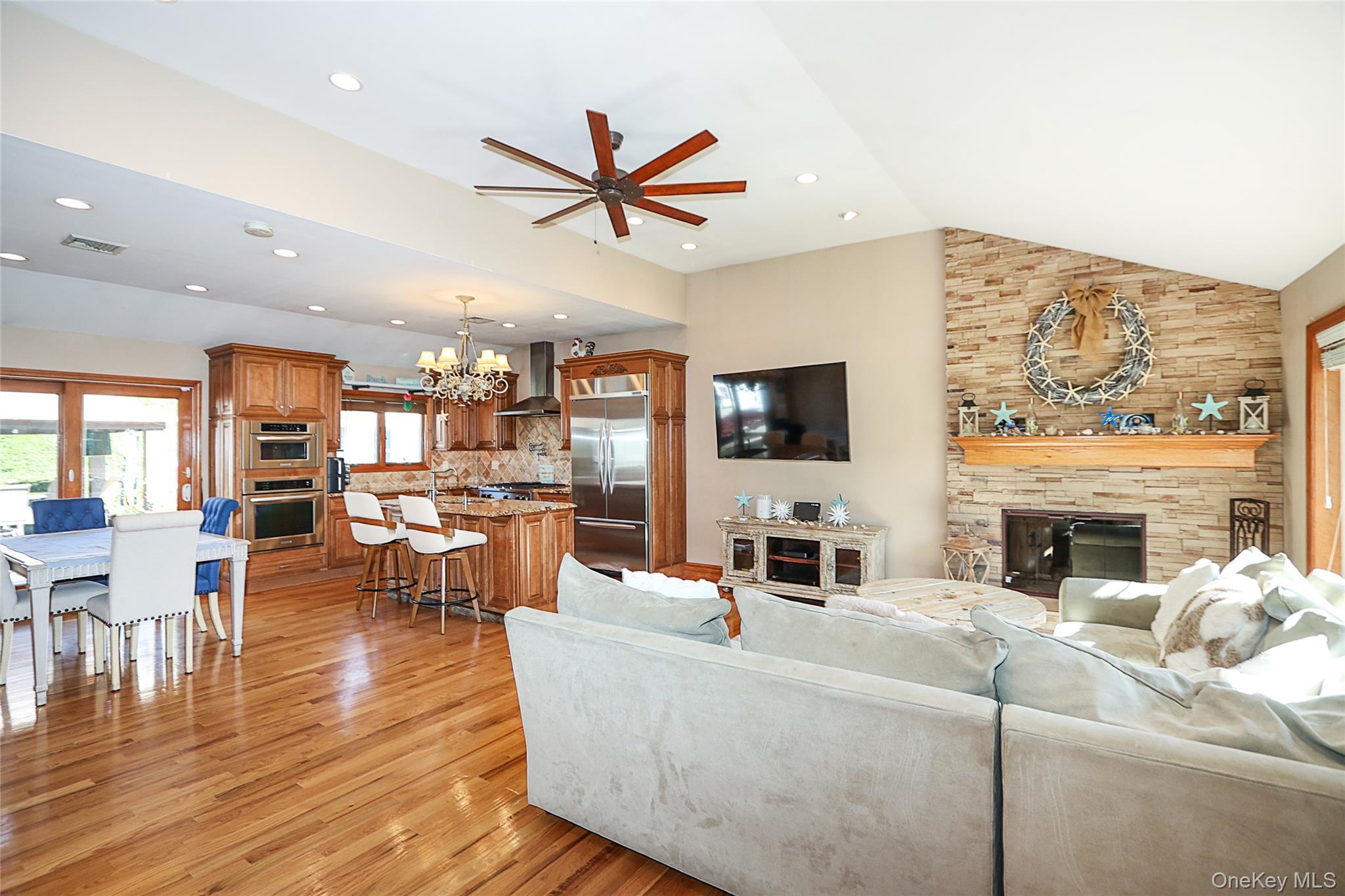 37 Seitz Drive Property Photo 2