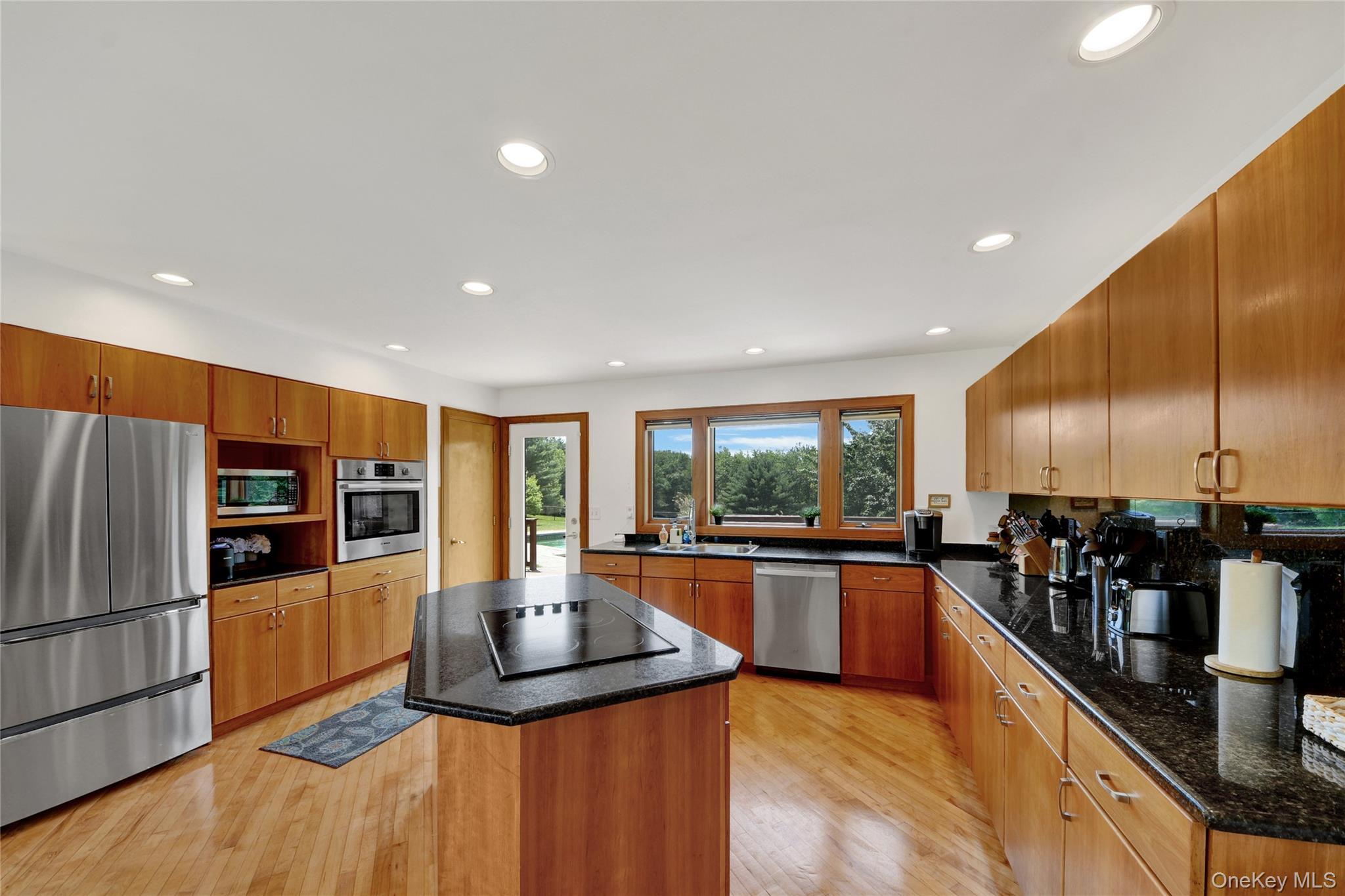 99 Whitlock Road Property Photo 5