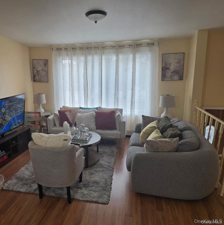 1095 Pinebrook Court Property Photo 9