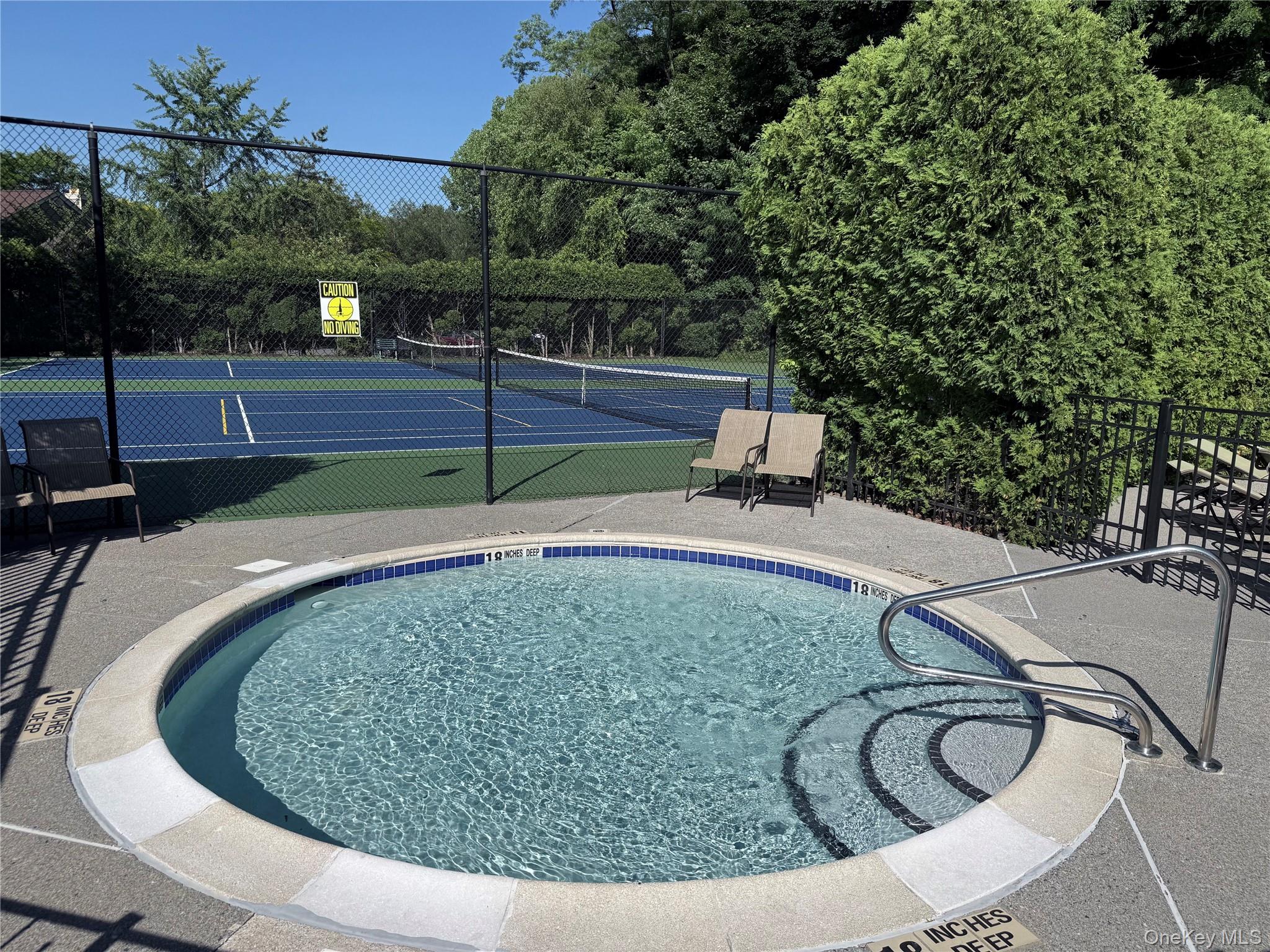 611 Pondside Drive Property Photo 28