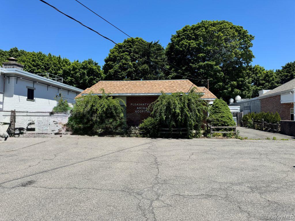 479 Marble Avenue Property Photo 1