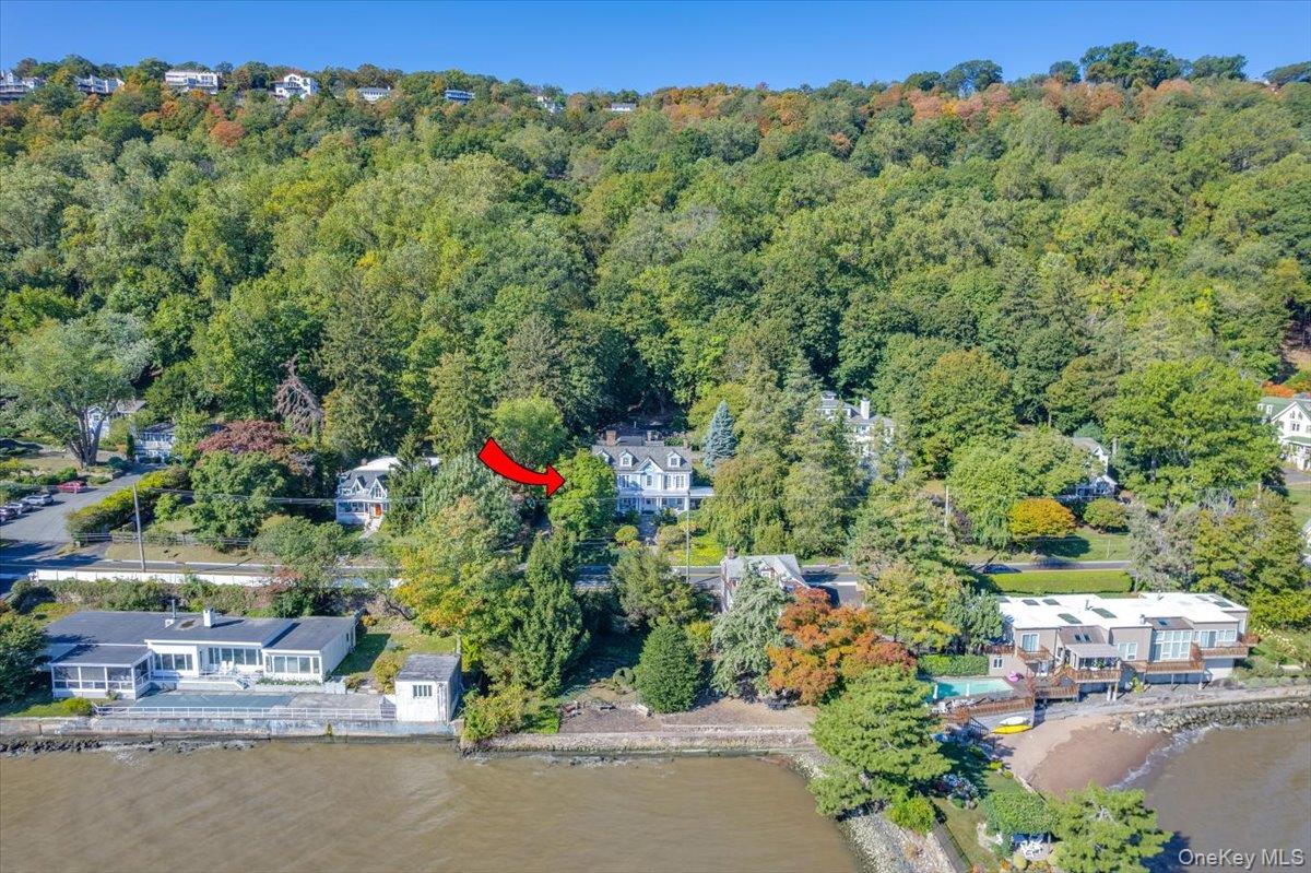245 River Road Property Photo 1