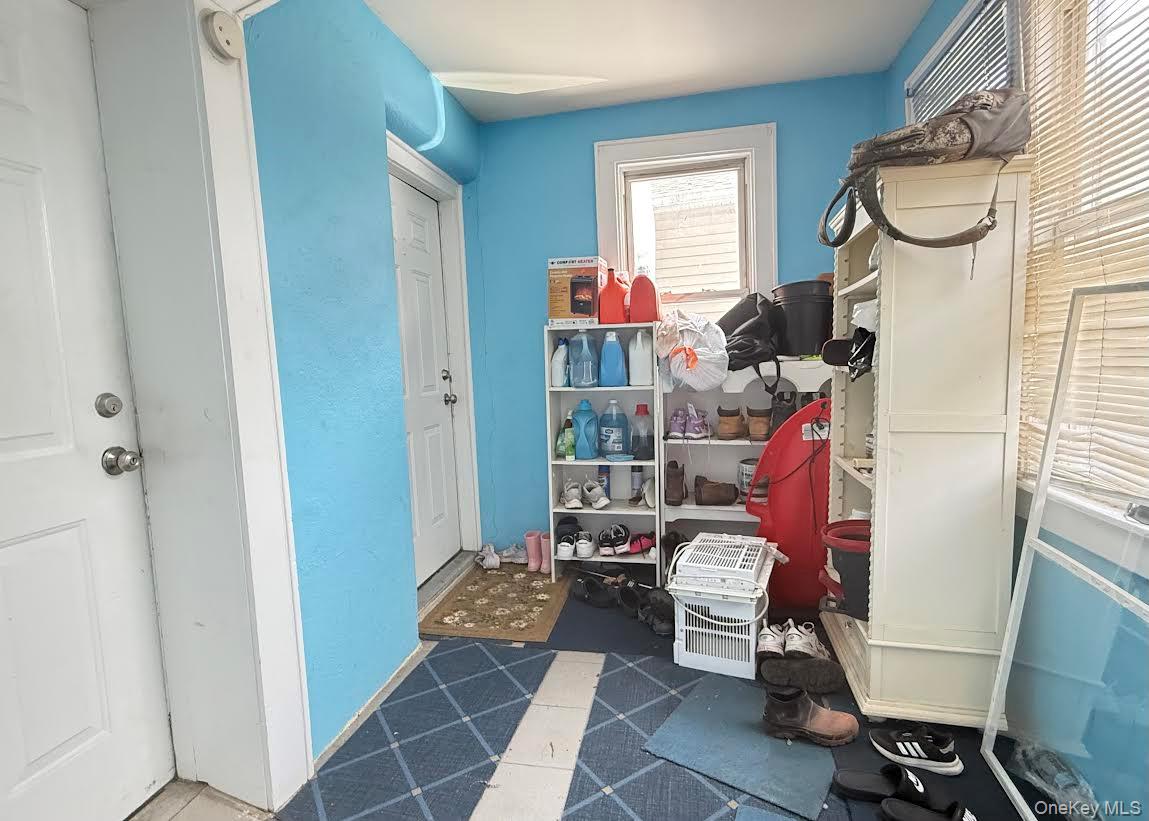 124 Center Avenue Property Photo 12