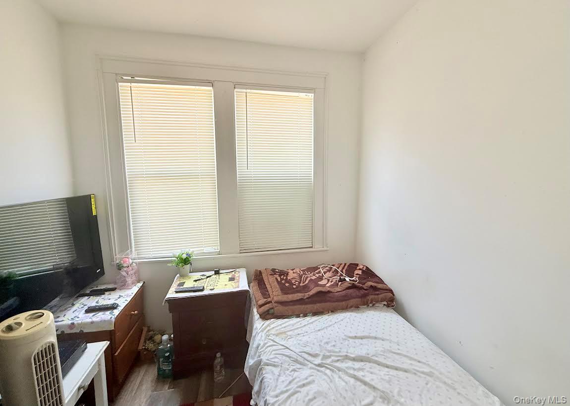 124 Center Avenue Property Photo 14