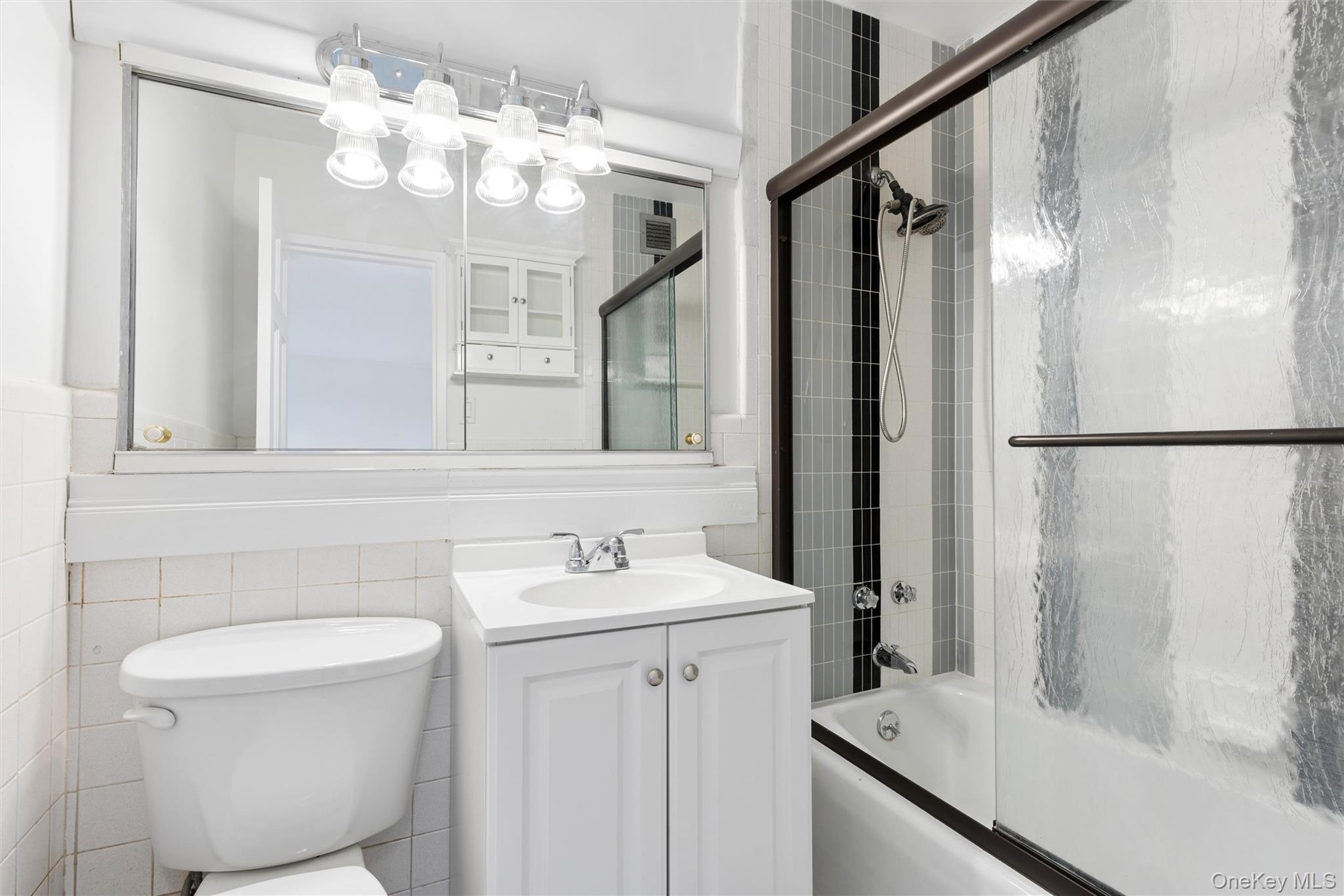 1815 215th Street 6c Property Photo 10