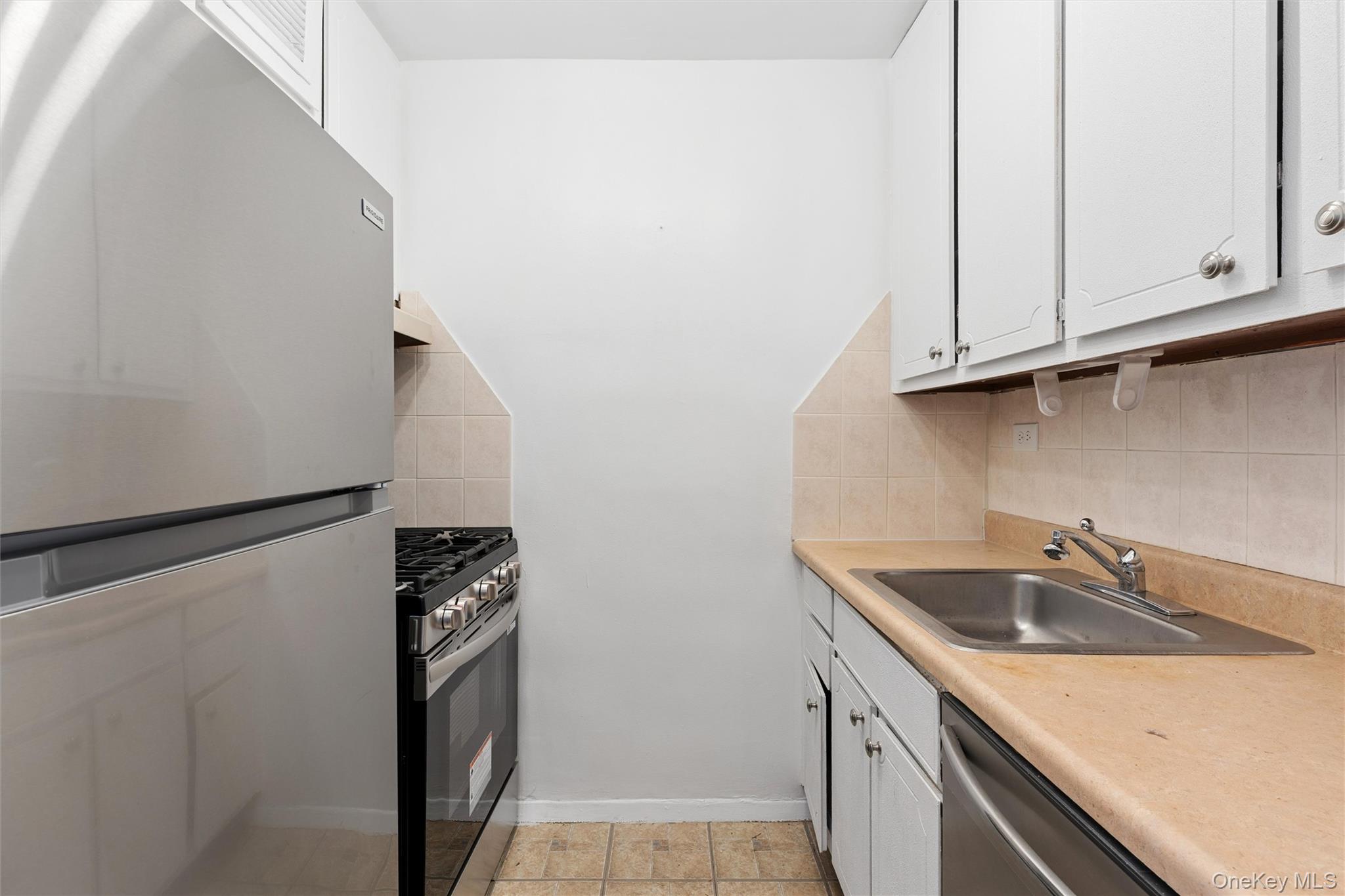1815 215th Street 6c Property Photo 11