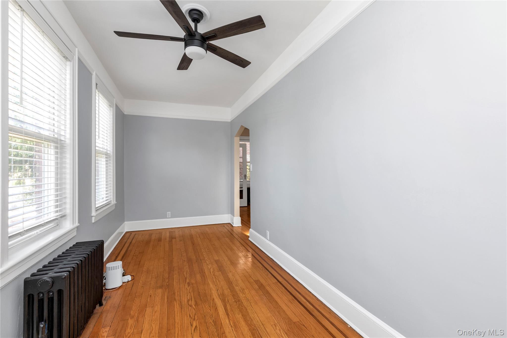 89 Trafalgar Square Property Photo 5
