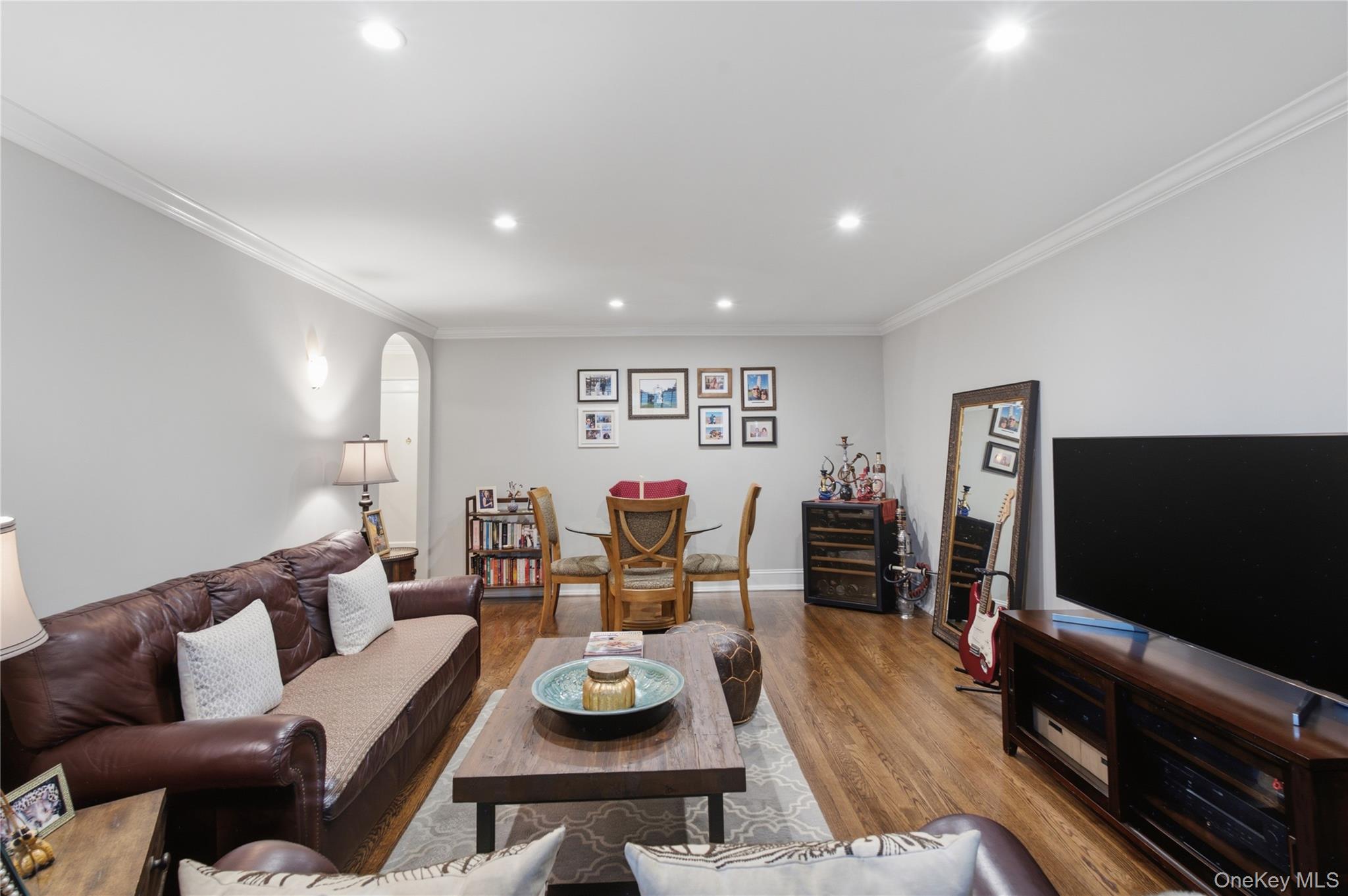 1273 North Avenue 1e/5 Property Photo 7