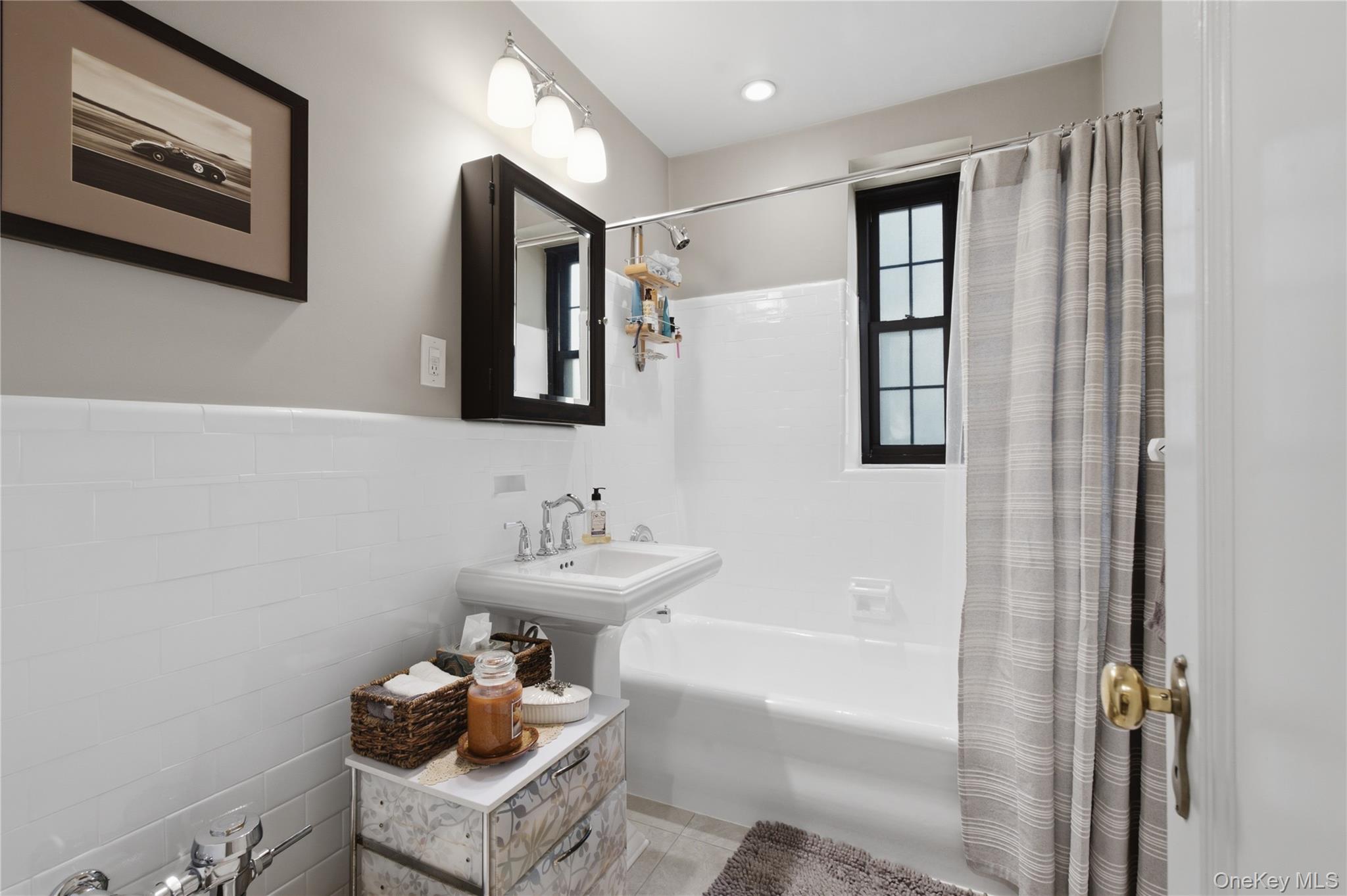 1273 North Avenue 1e/5 Property Photo 10