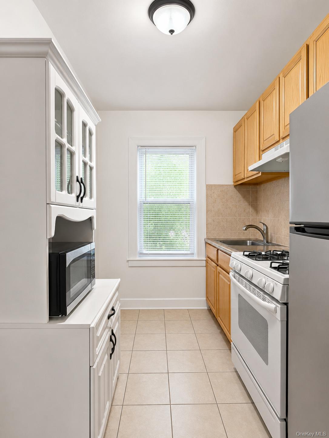 22-48 43rd Street Property Photo 2