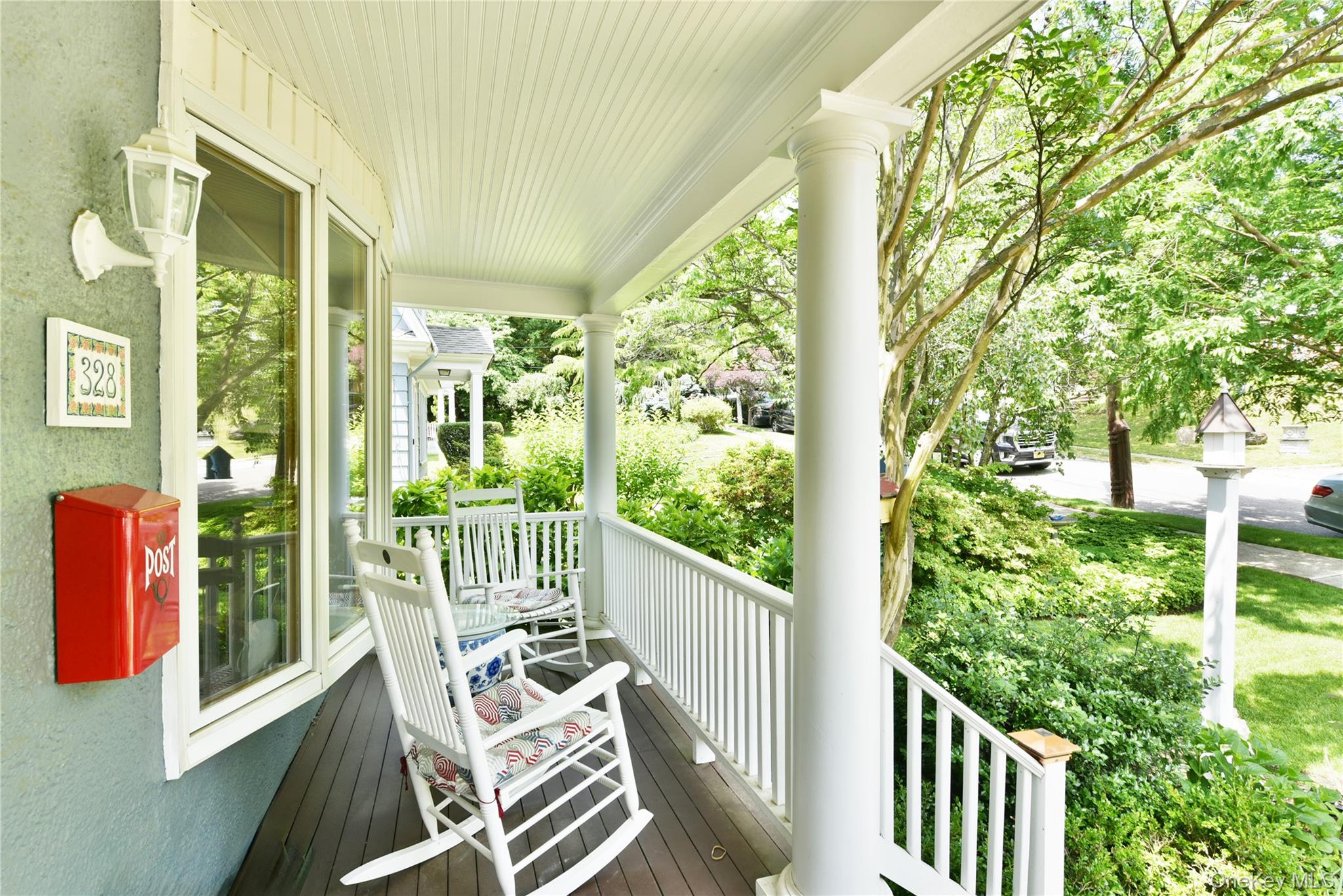 328 38th Road Property Photo 3