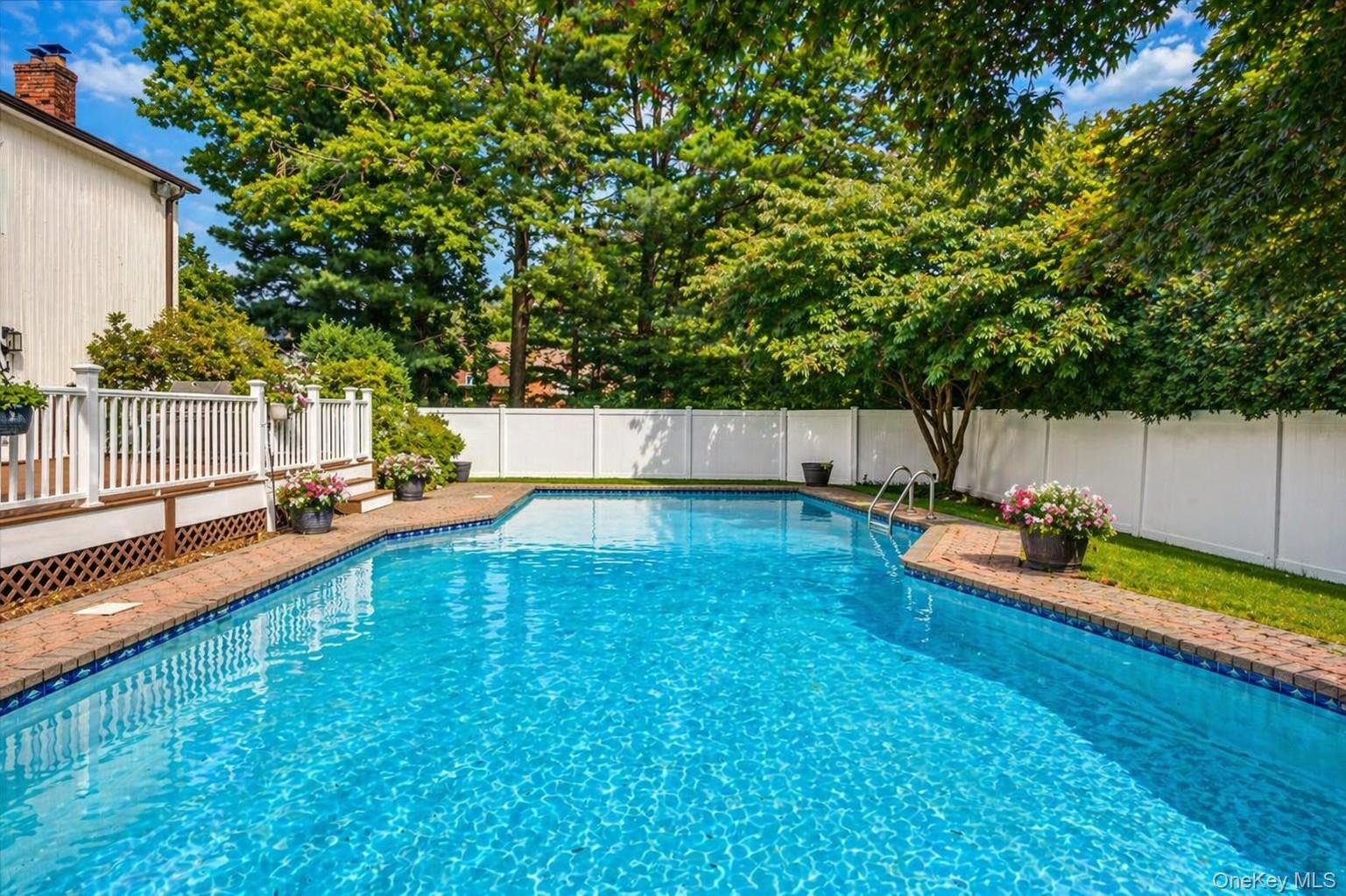15 Devonshire Drive Property Photo 5