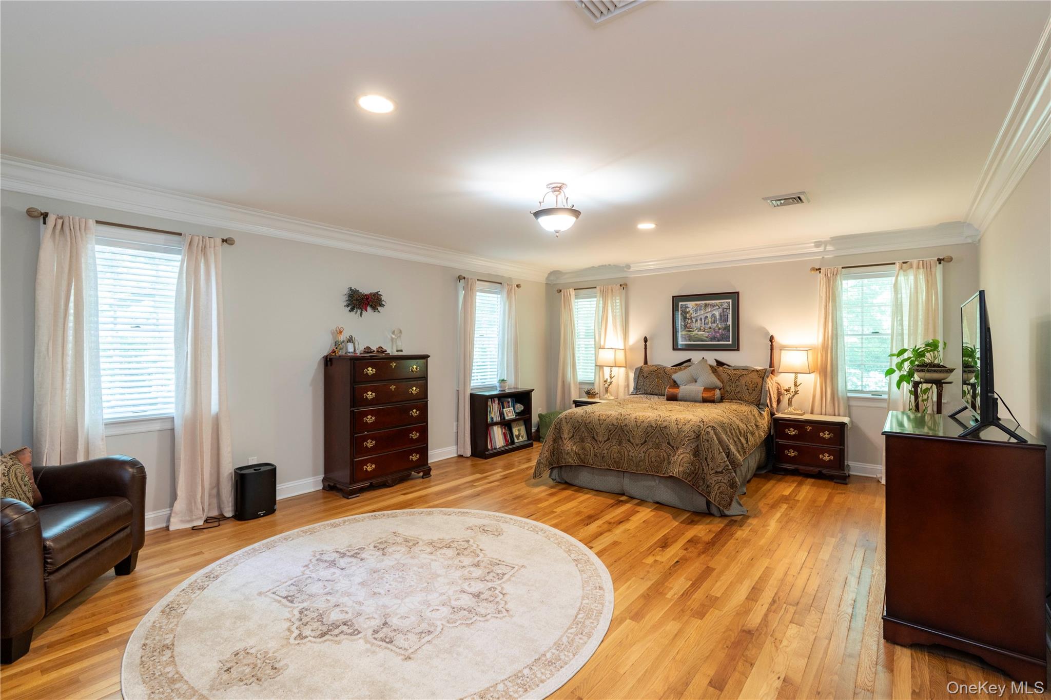 7 Duhamel Drive Property Photo 16