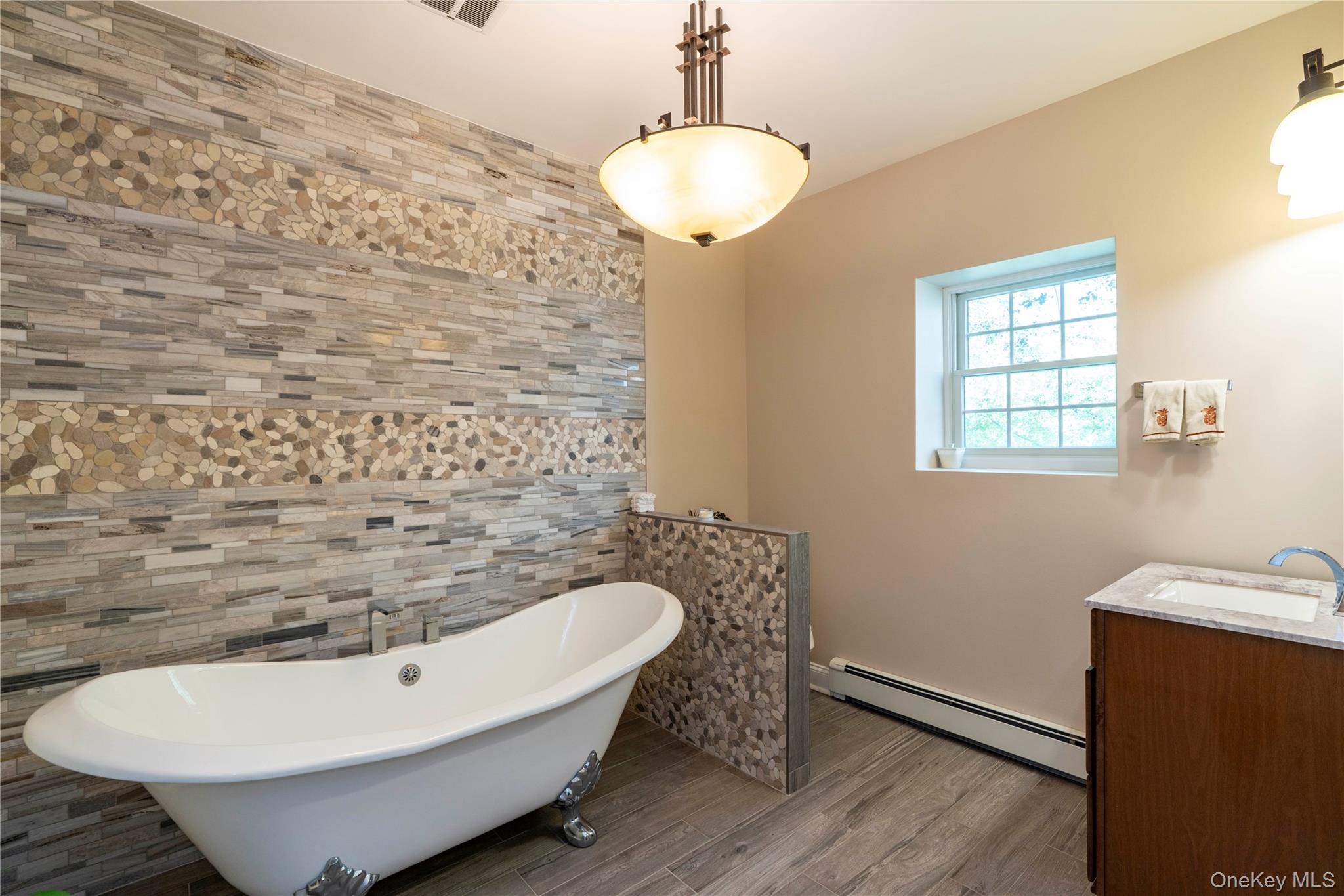 7 Duhamel Drive Property Photo 24