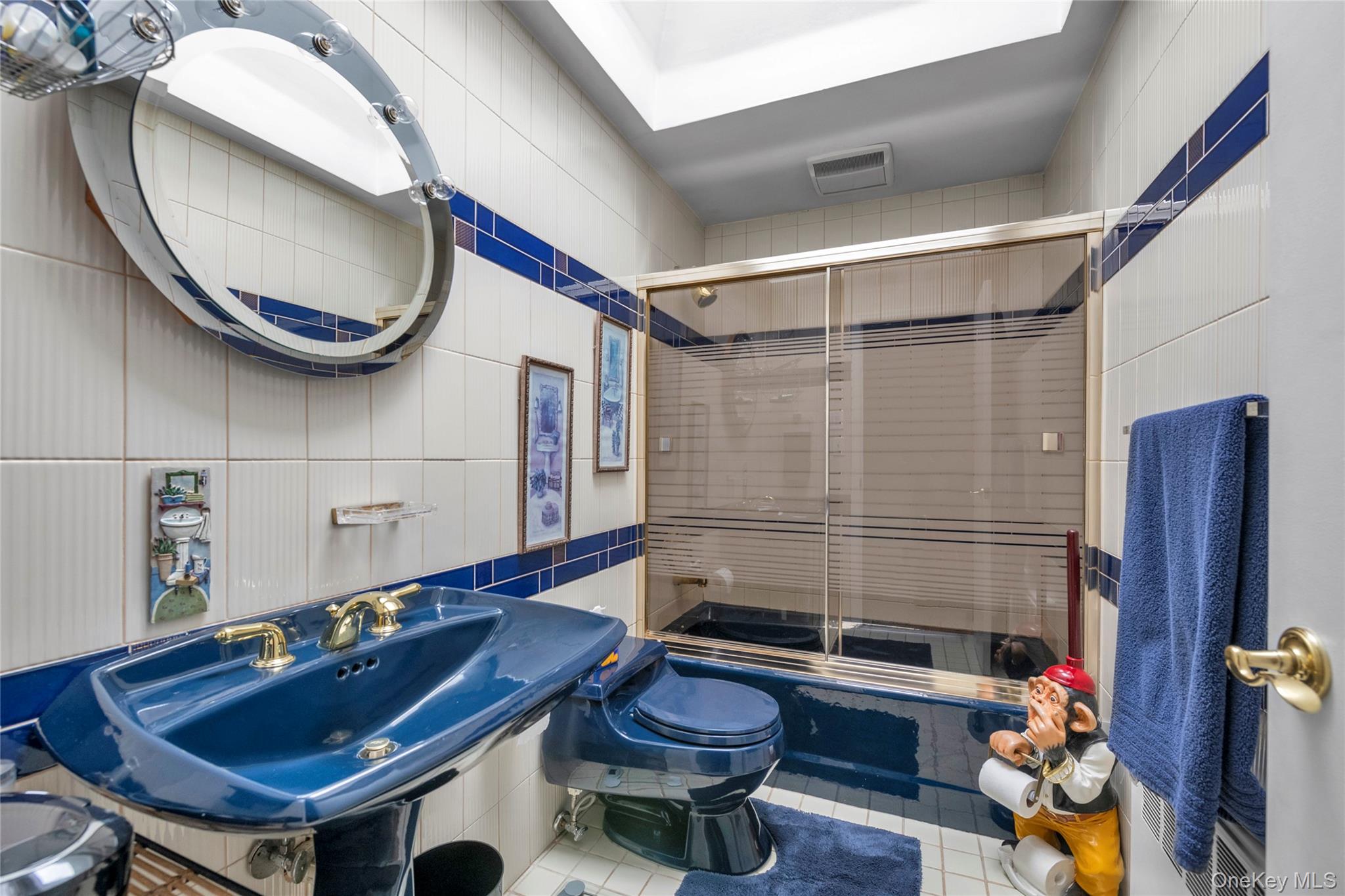87 Teed Street Property Photo 17