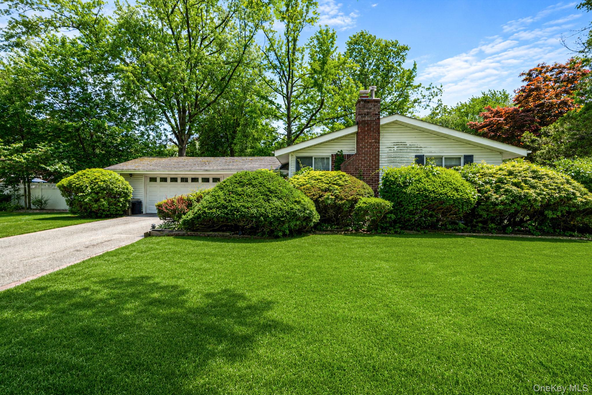 3 Cedar Crest Drive Property Photo 2