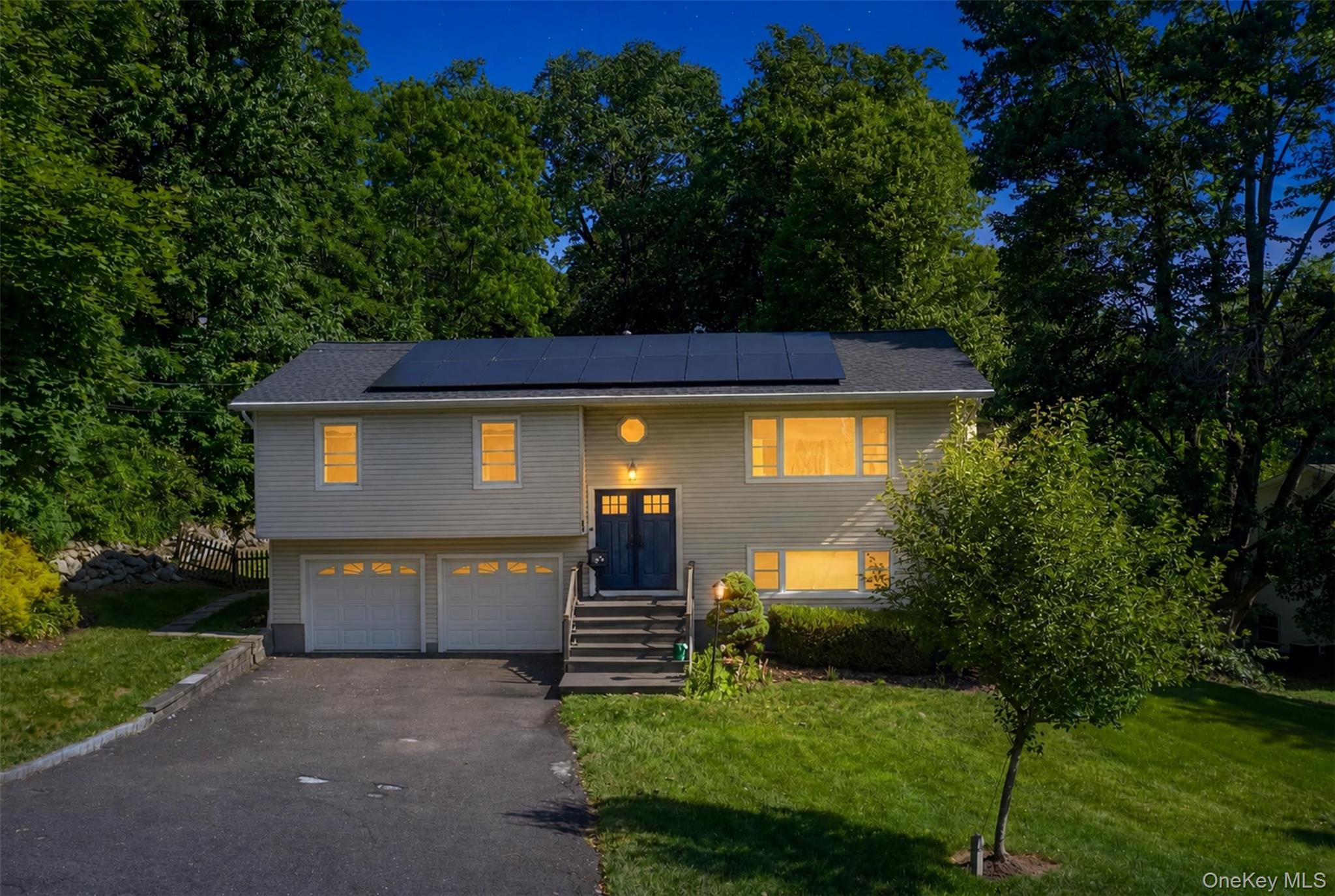 55 Carolina Drive Property Photo 1