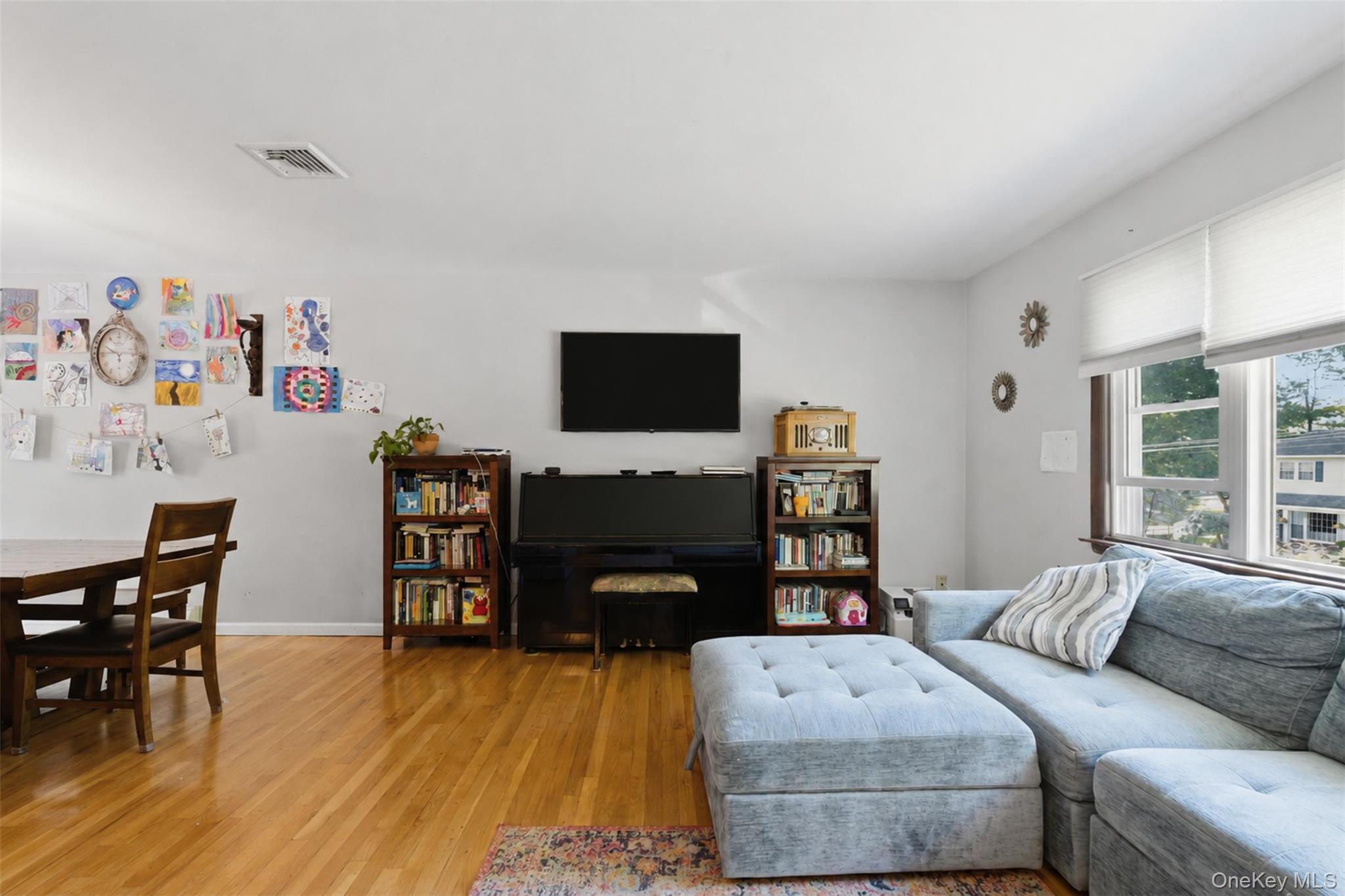 55 Carolina Drive Property Photo 3