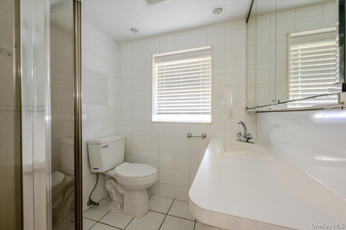567 Oxford Road Property Photo 13