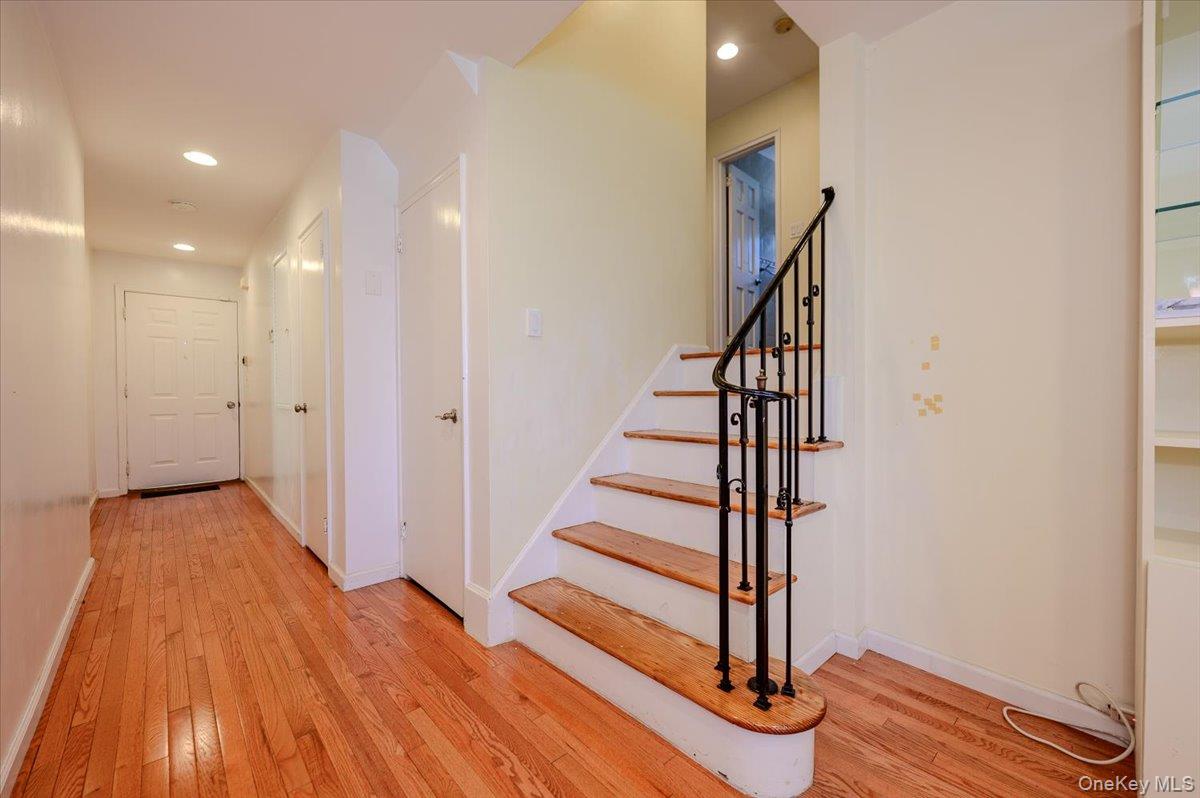 567 Oxford Road Property Photo 14