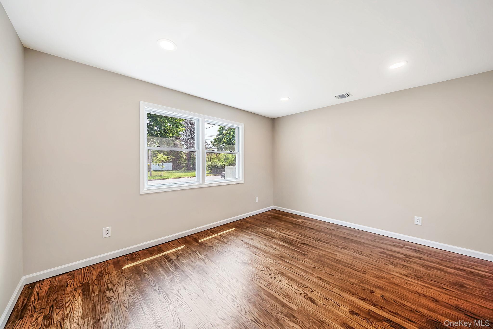 610 Americus Avenue Property Photo 5