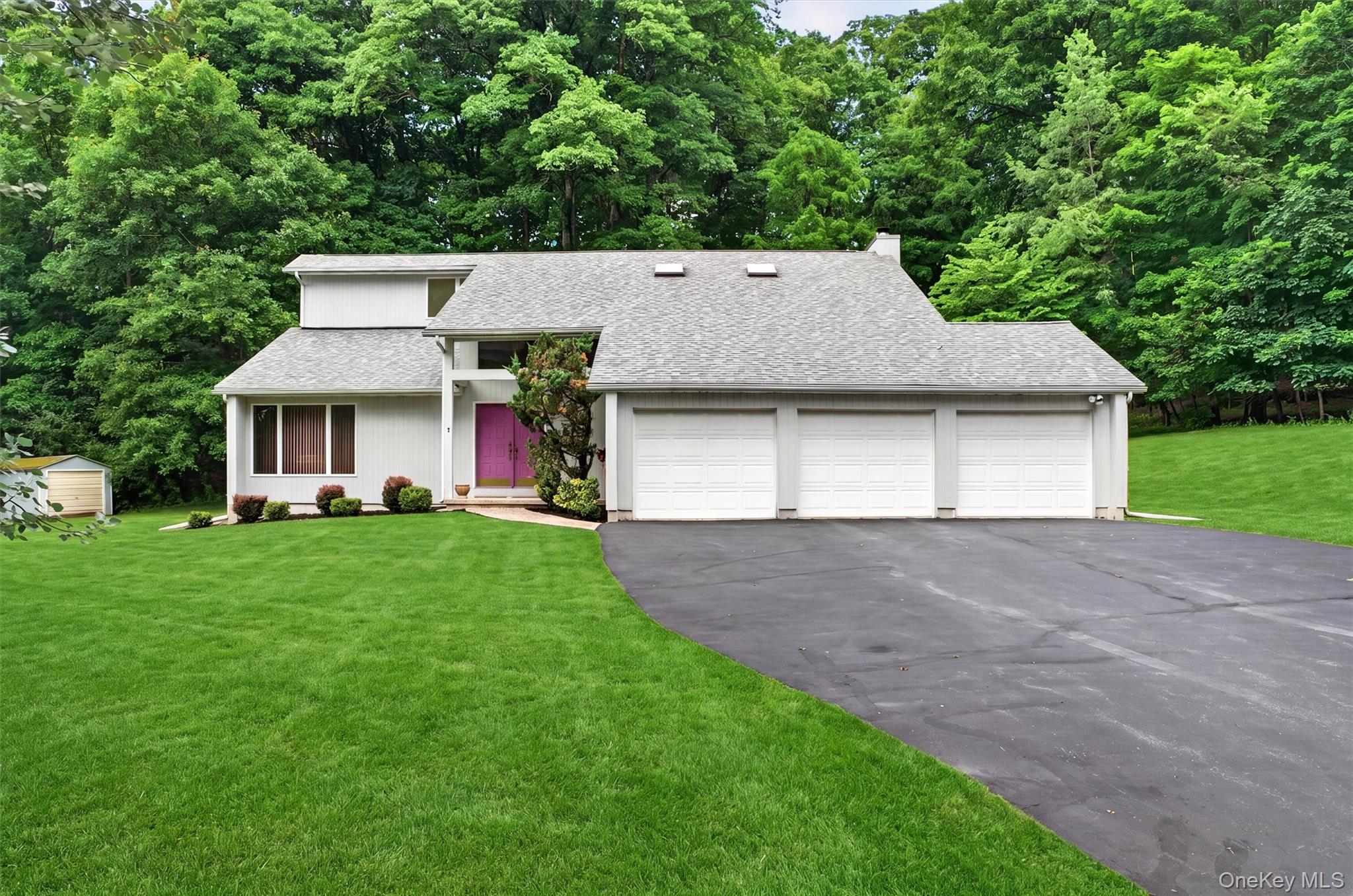 7 Indian Hill Road Property Photo 2