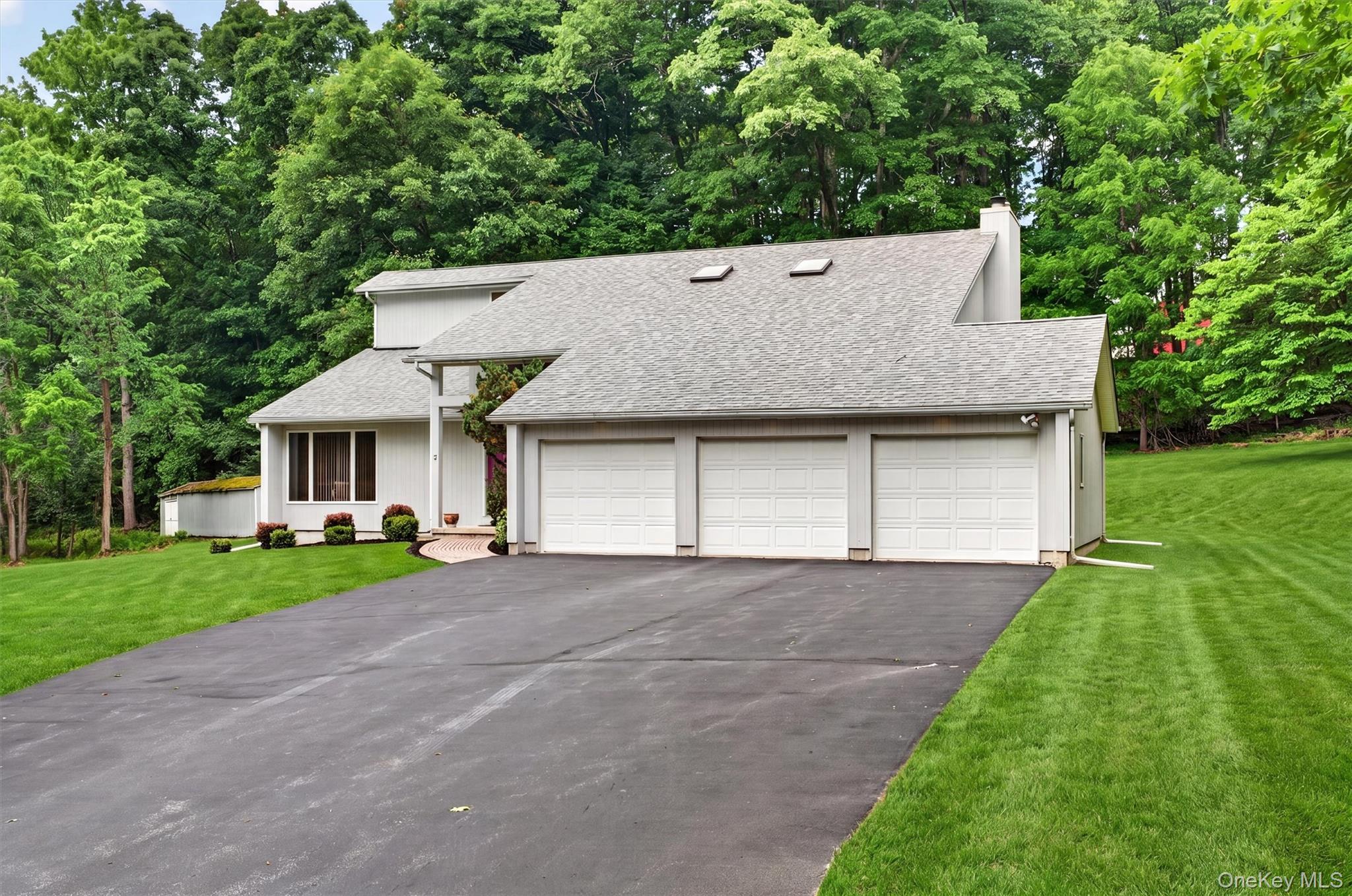 7 Indian Hill Road Property Photo 3