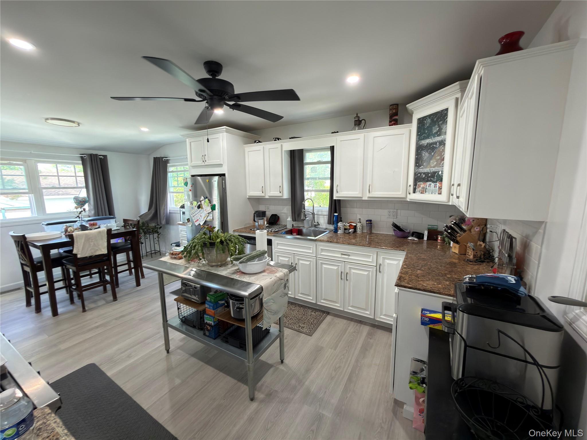 5 Zane Court Property Photo 2