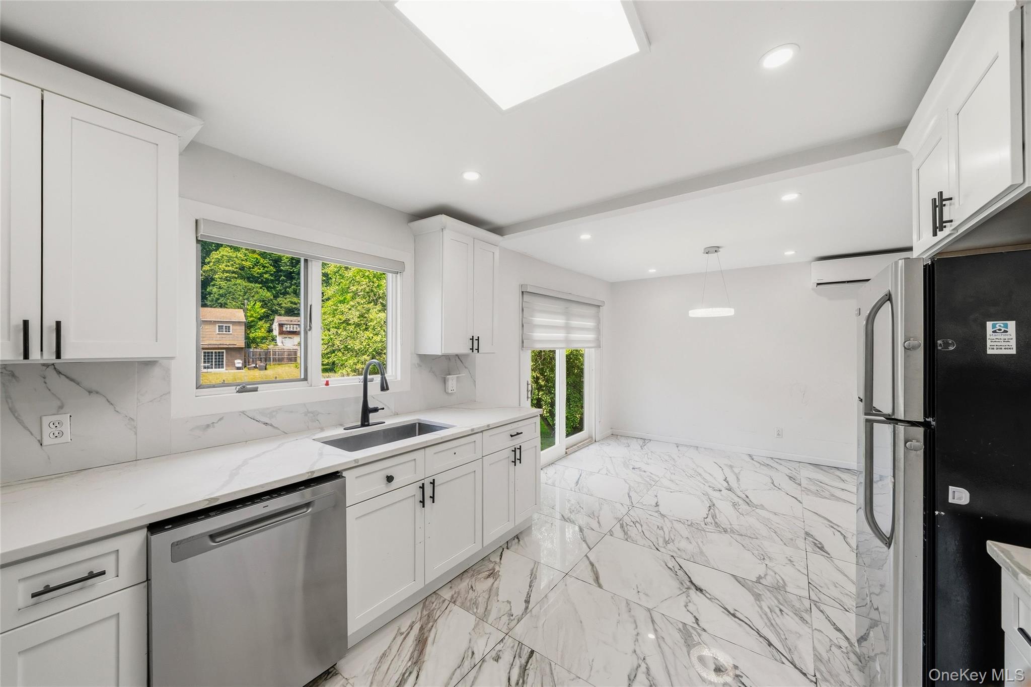 352 Lake Shore Drive Property Photo 17