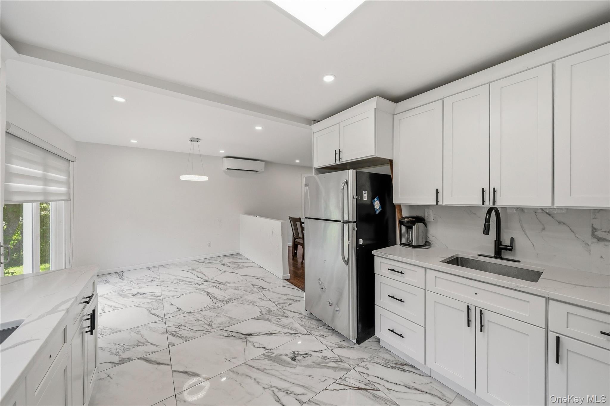352 Lake Shore Drive Property Photo 18