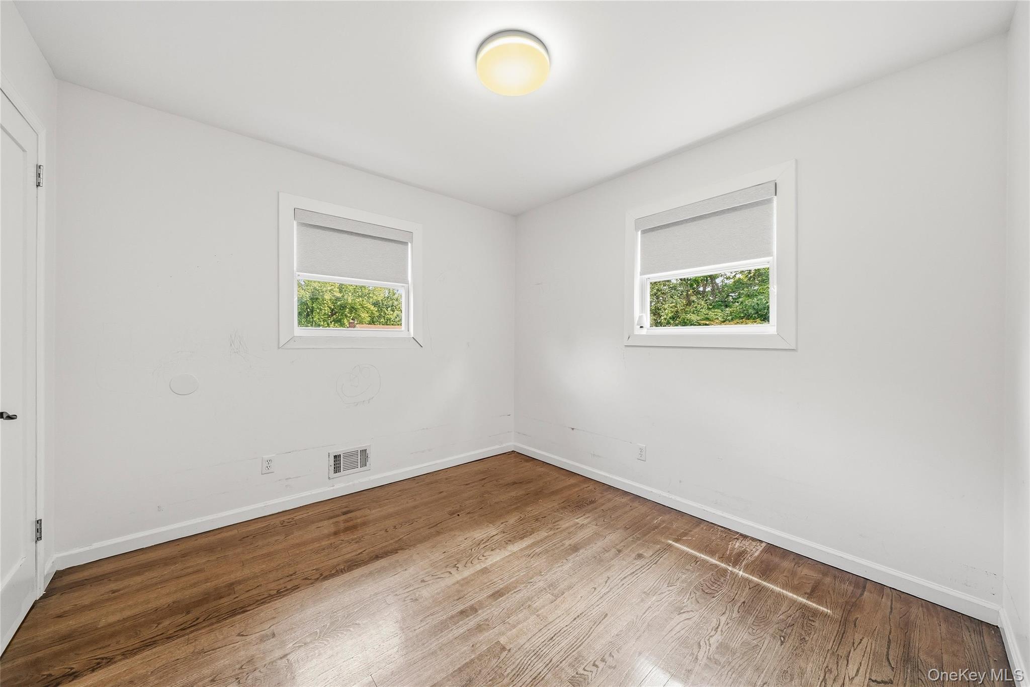 352 Lake Shore Drive Property Photo 32