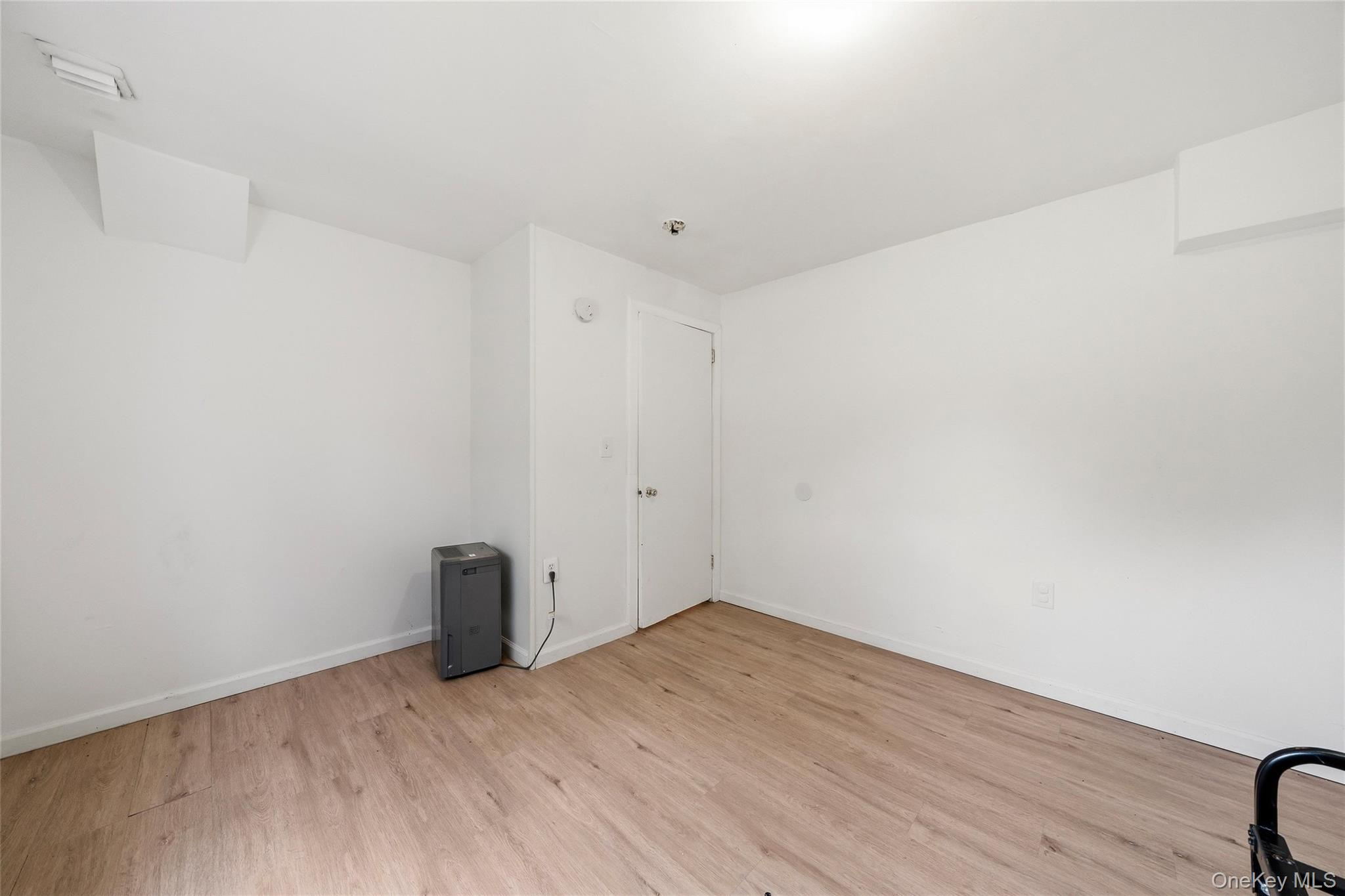 352 Lake Shore Drive Property Photo 35