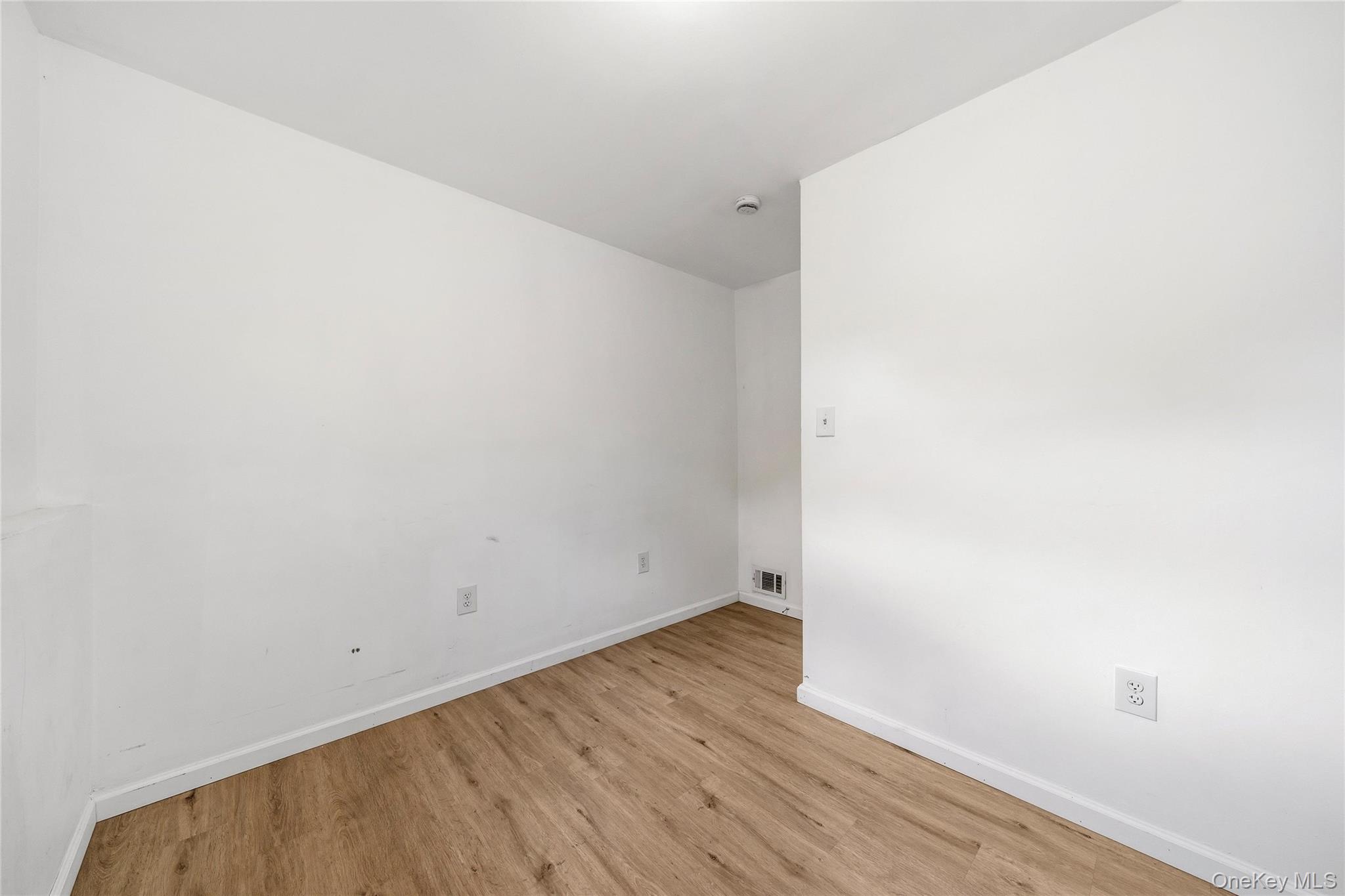 352 Lake Shore Drive Property Photo 41