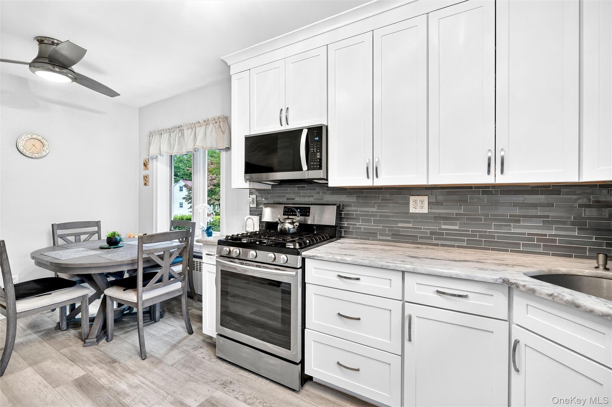 9 E Hall Avenue Property Photo 16