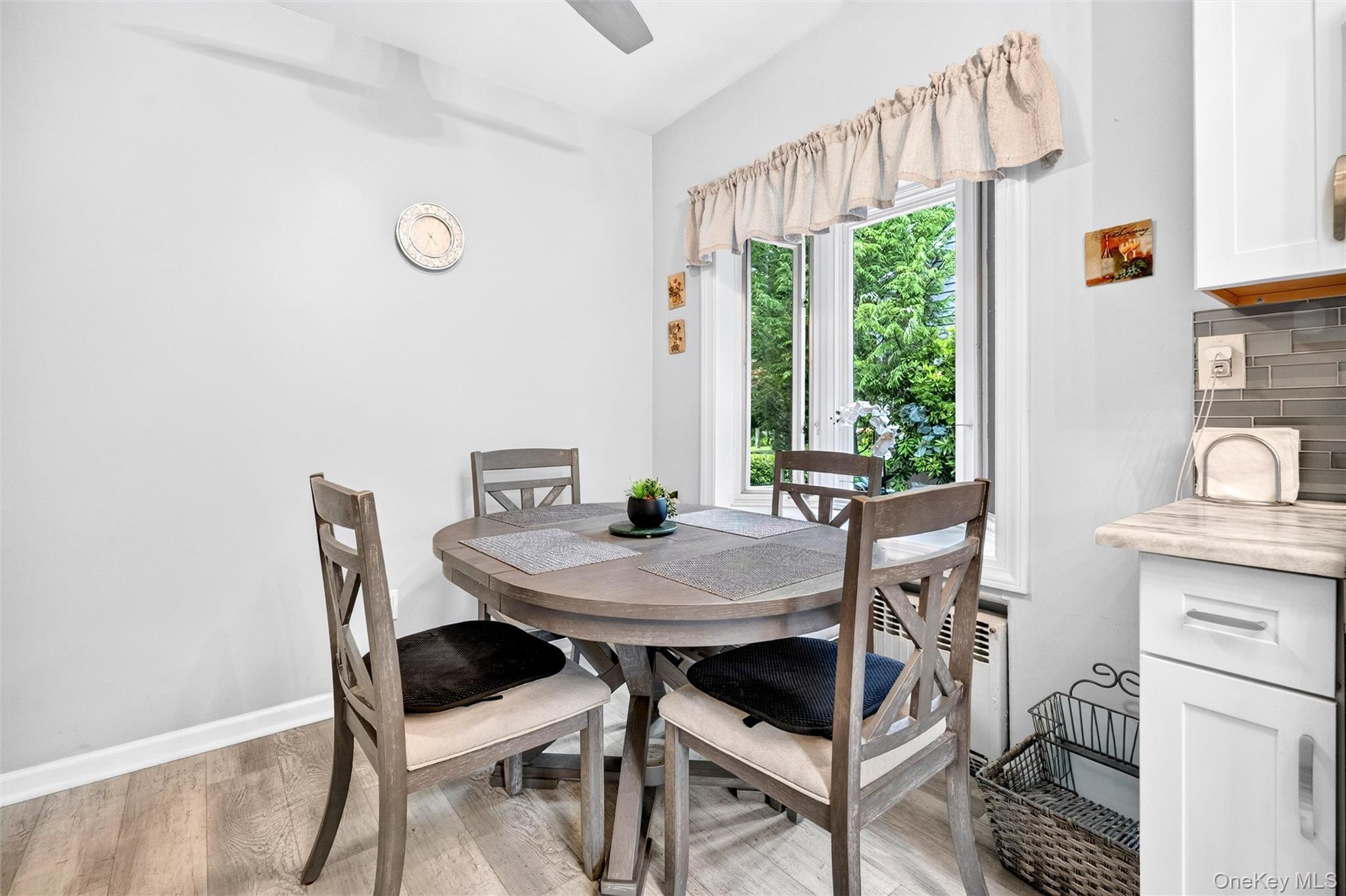 9 E Hall Avenue Property Photo 22