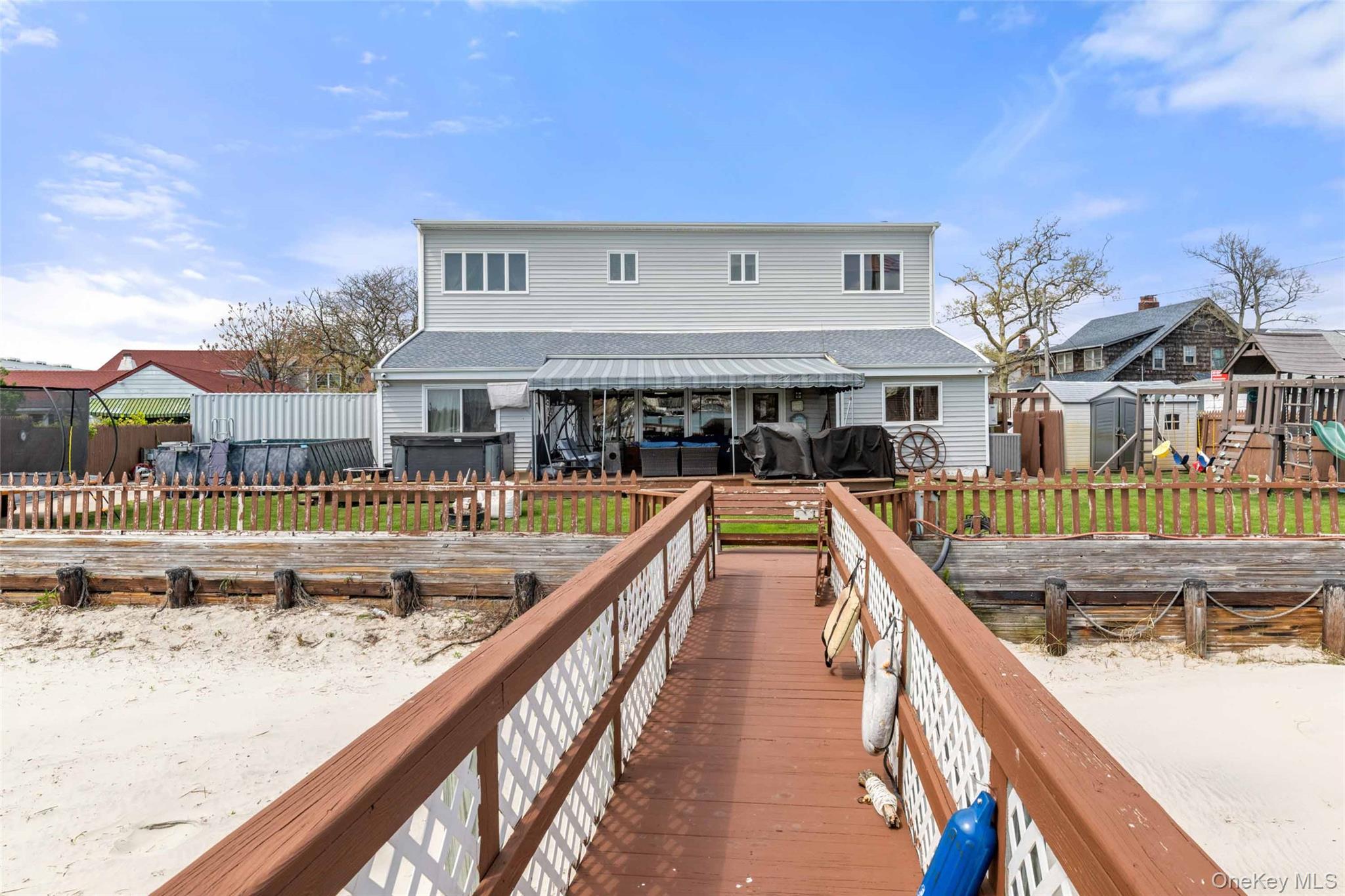 125 Beach 3rd Street Property Photo 29