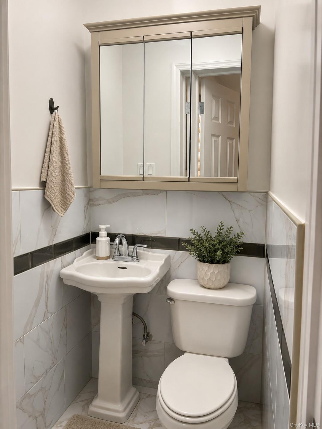 6039 Cooper Avenue Property Photo 8