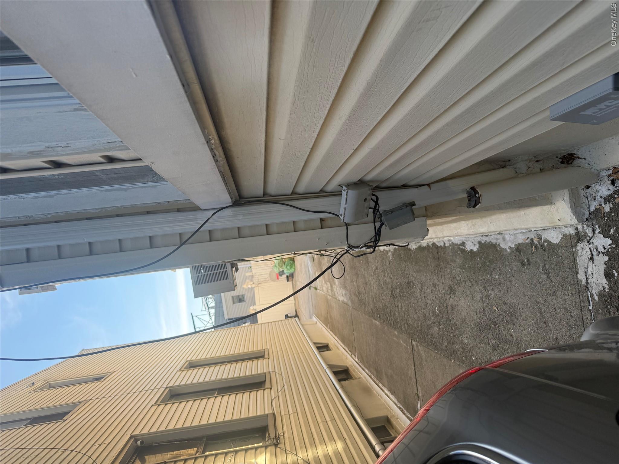 6039 Cooper Avenue Property Photo 14