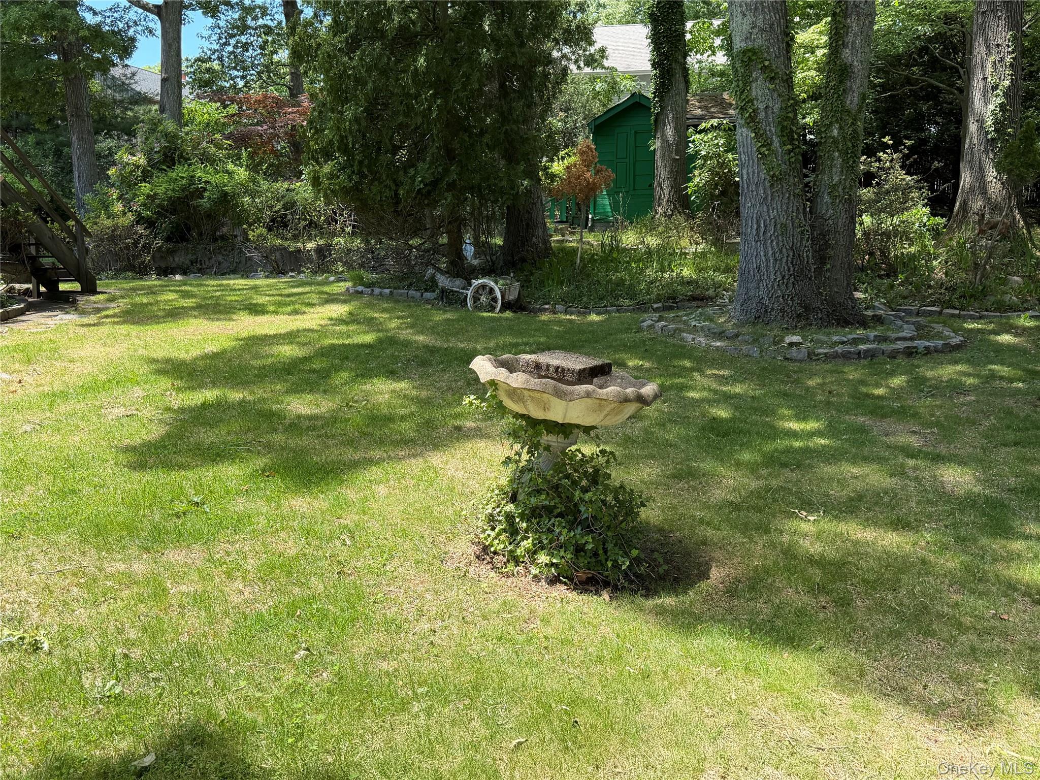 54 Robin Road Property Photo 2