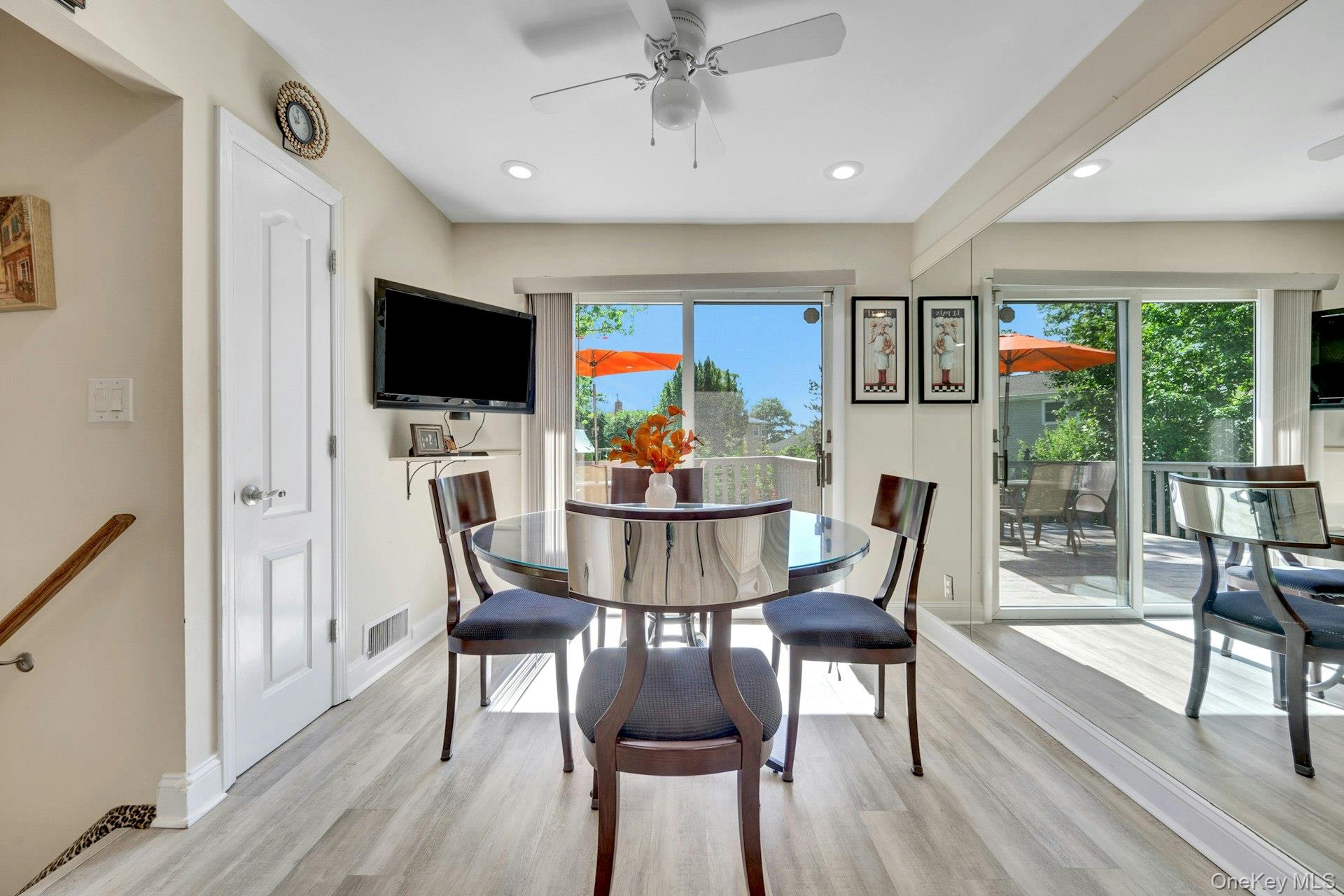 101 Windsor Oval Property Photo 10